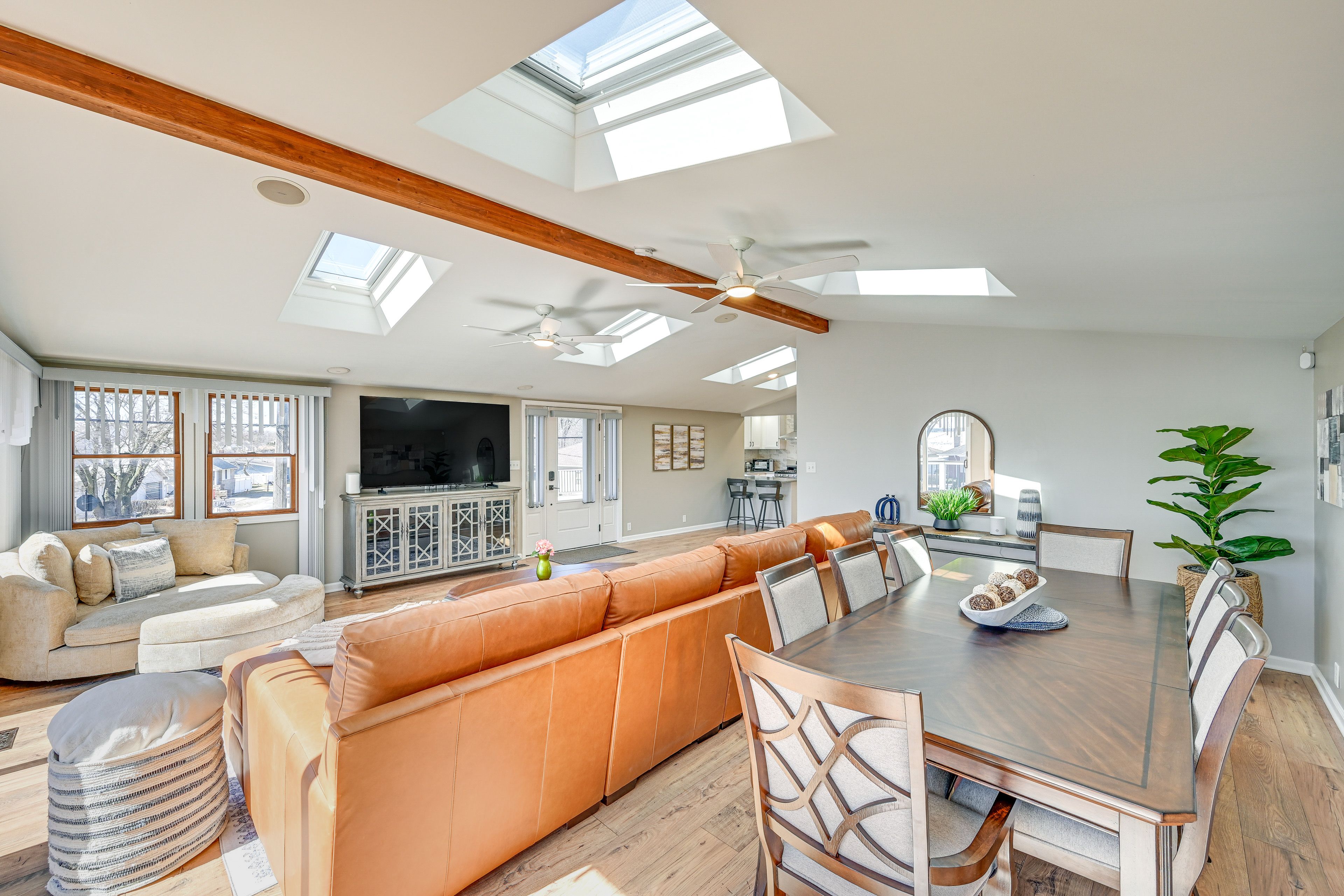 Dining Table | Main Floor