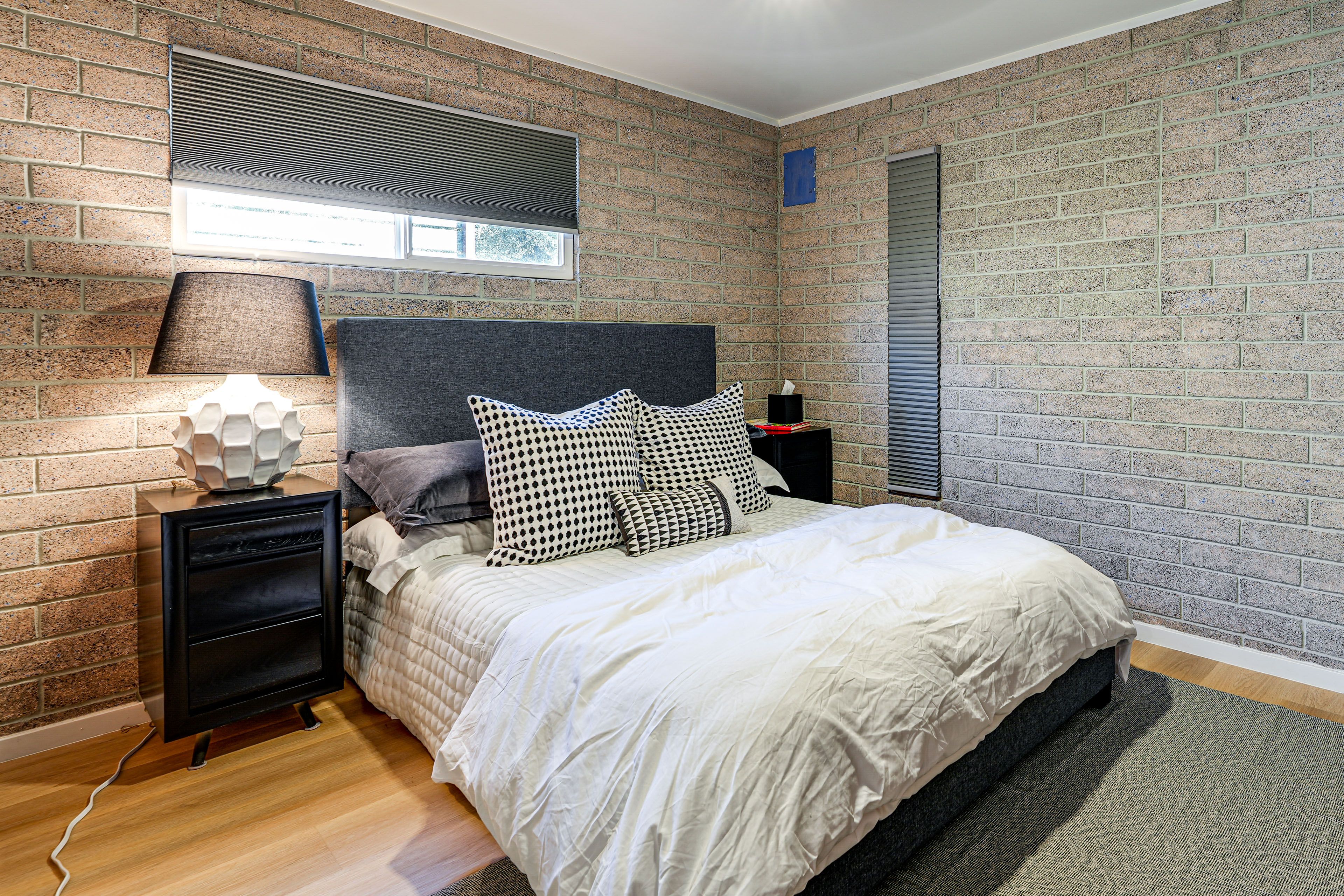 Bedroom 2 | Queen Bed