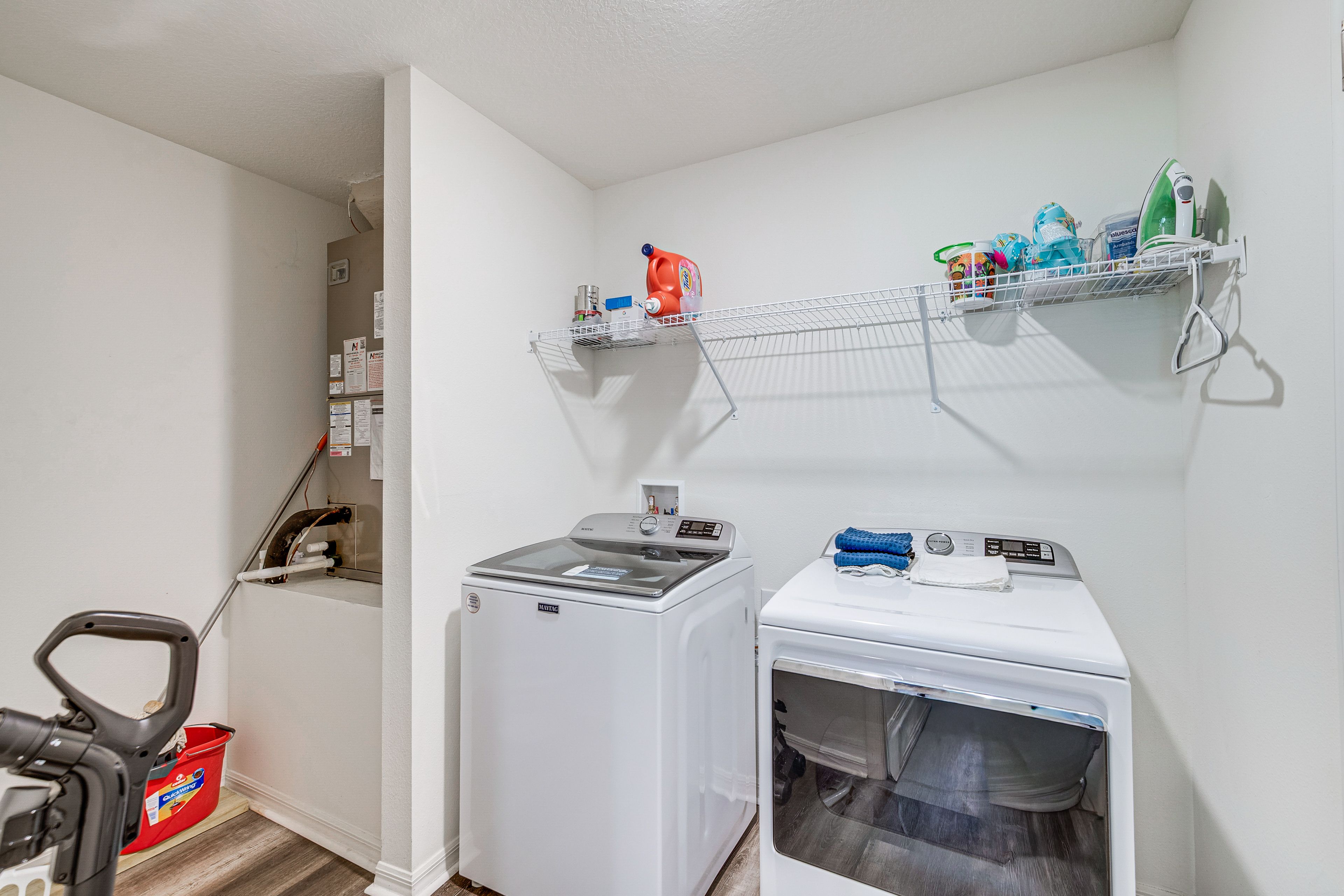 Laundry Area | Washer/Dryer