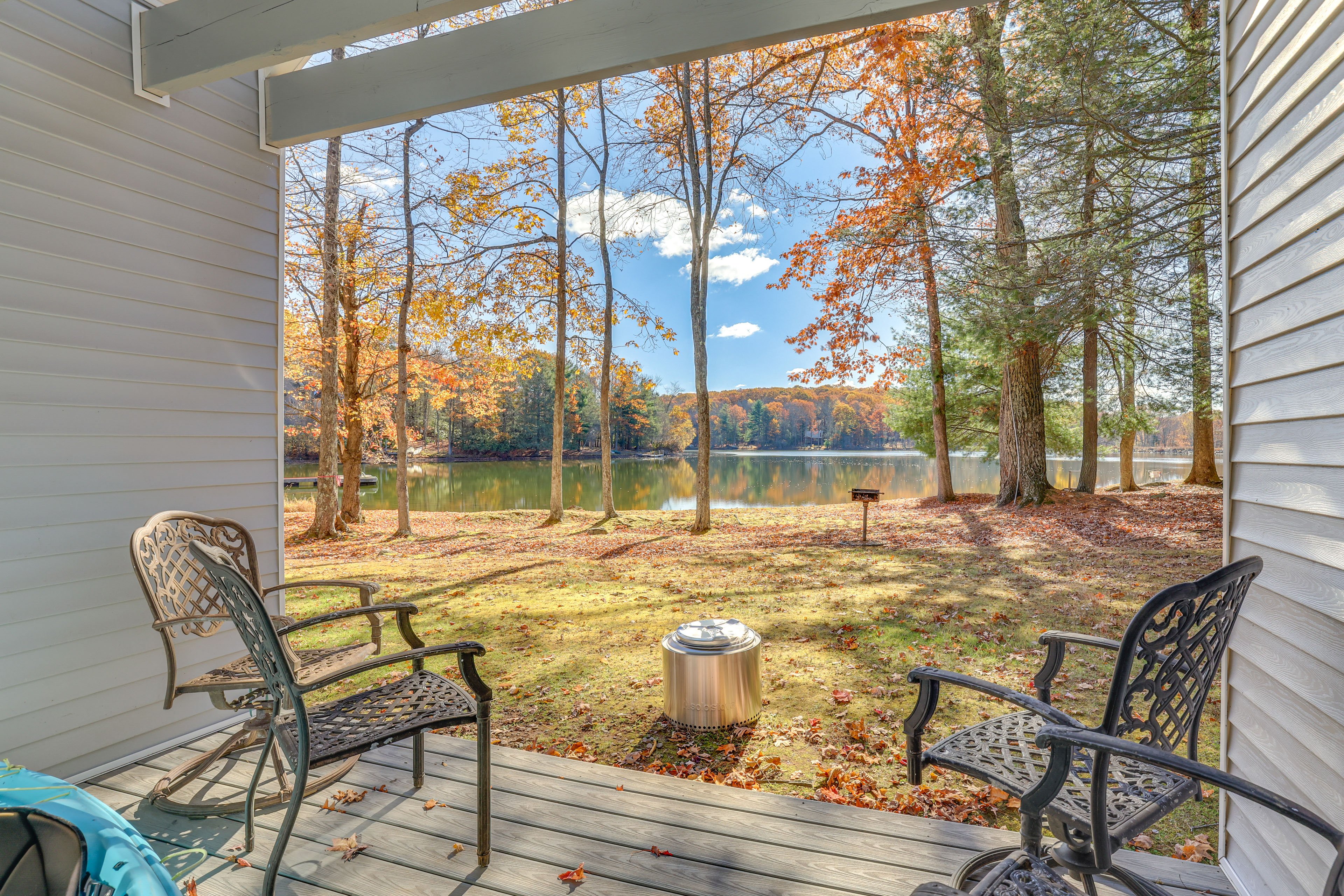 Greentown Vacation Rental | 2BR | 2BA | 1,000 Sq Ft | 3 Steps Required