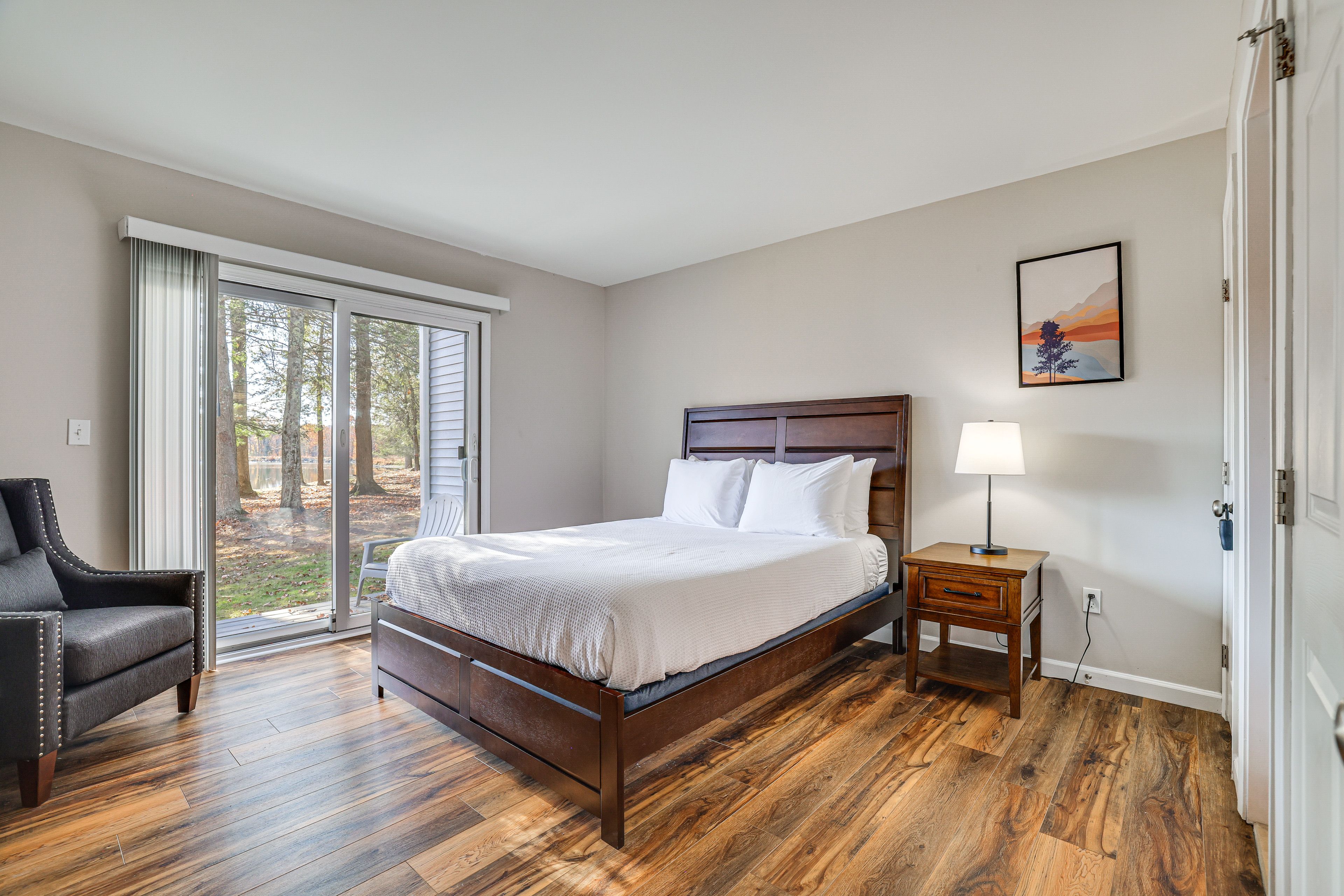 Bedroom 2 | 1st Floor | Queen Bed | Electric Fireplace | Linens Provided