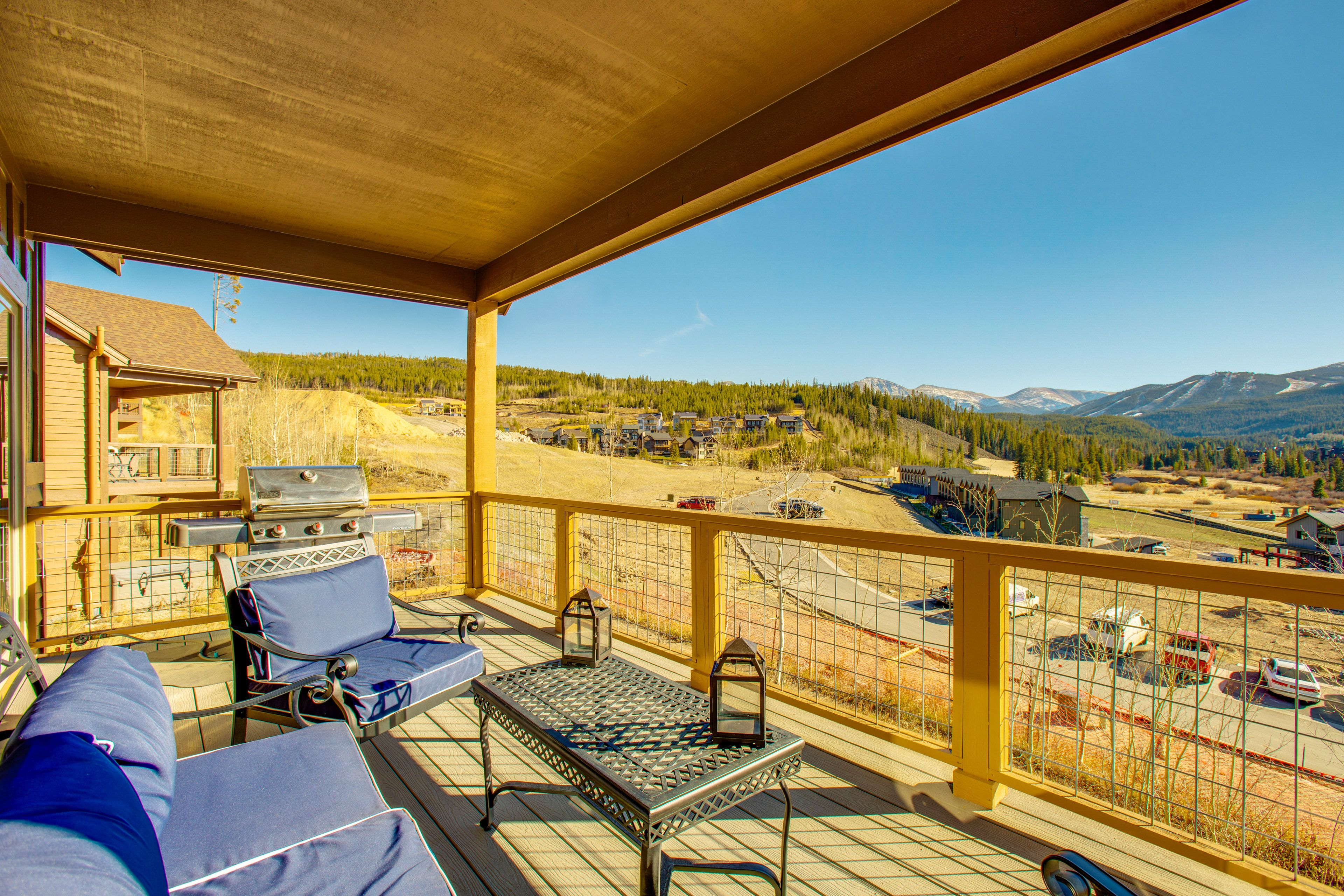 Balcony | Natural Gas Grill | Main Level