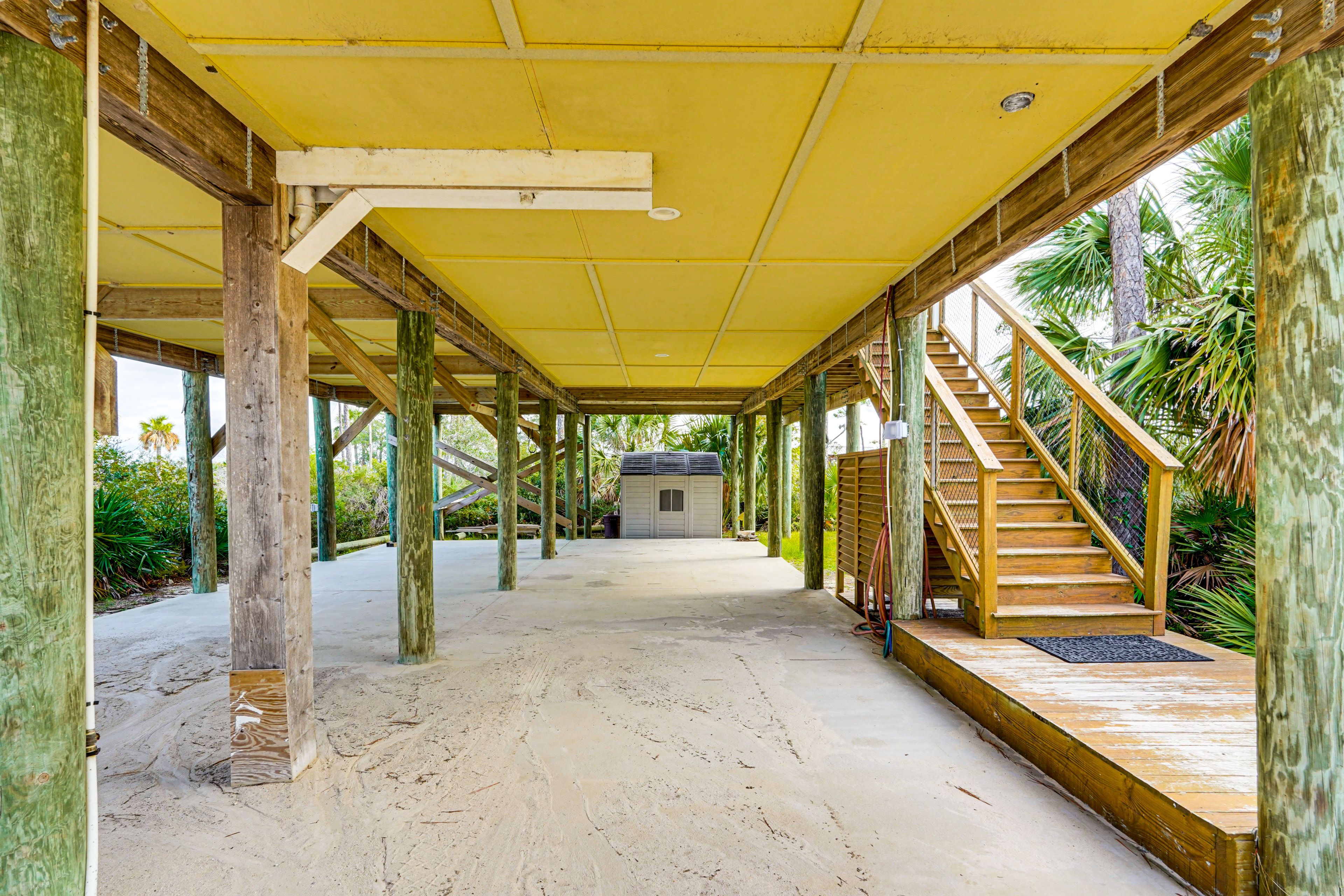 Parking | Carport (2 Vehicles) | Driveway (4 Vehicles) | Trailer Parking Allowed