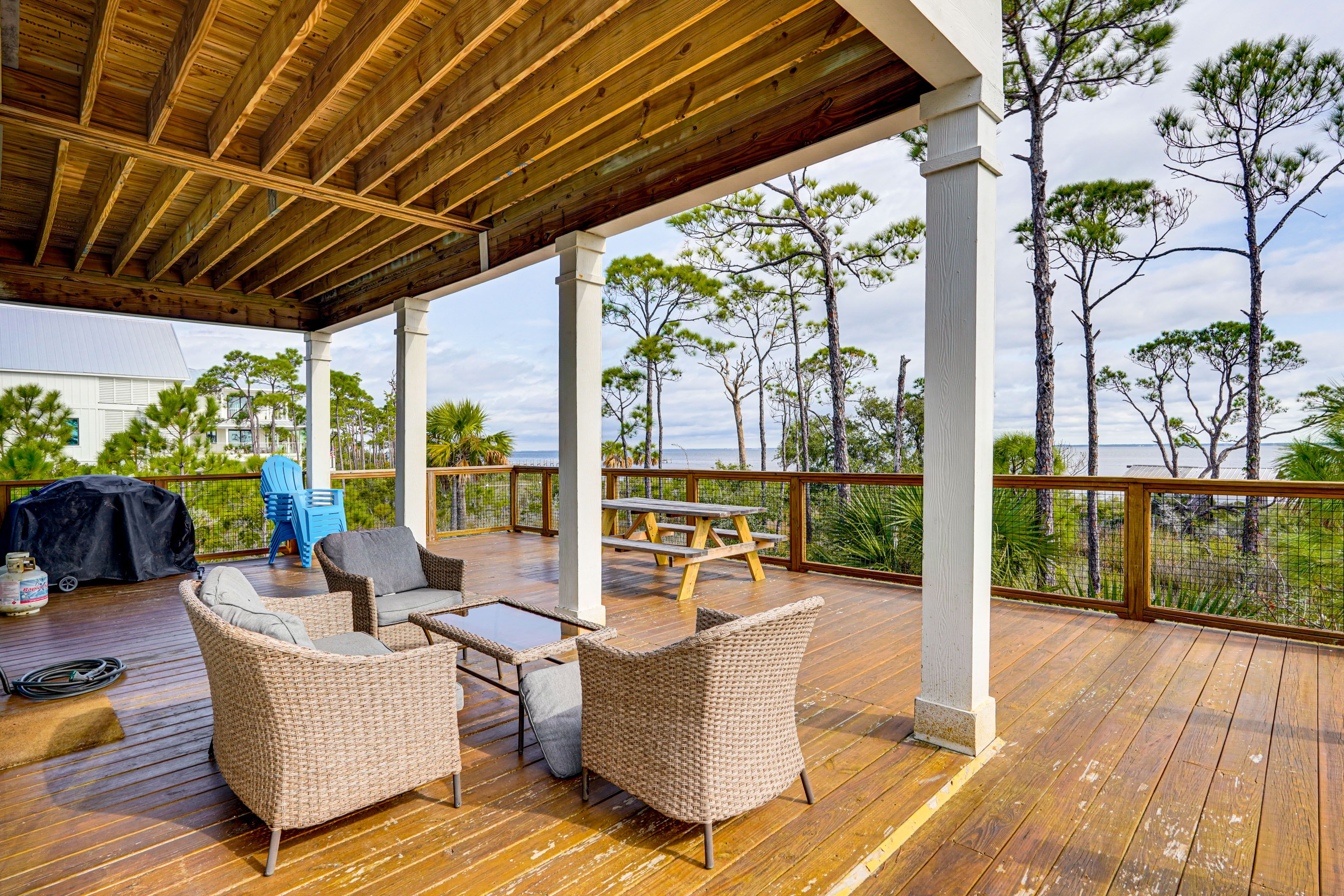 Additional Dining | Gas Grill