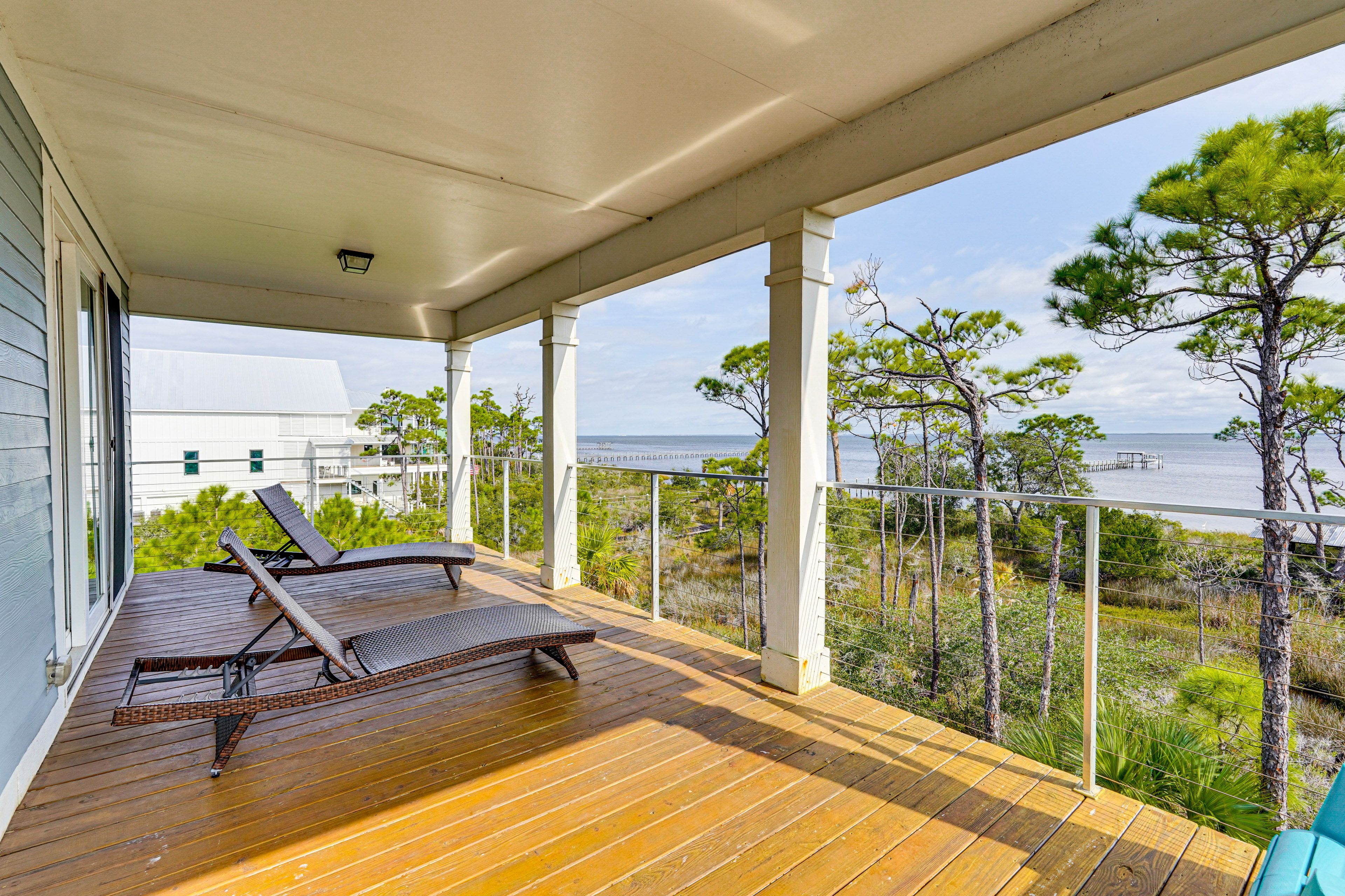 2nd-Floor Deck | Bay Views