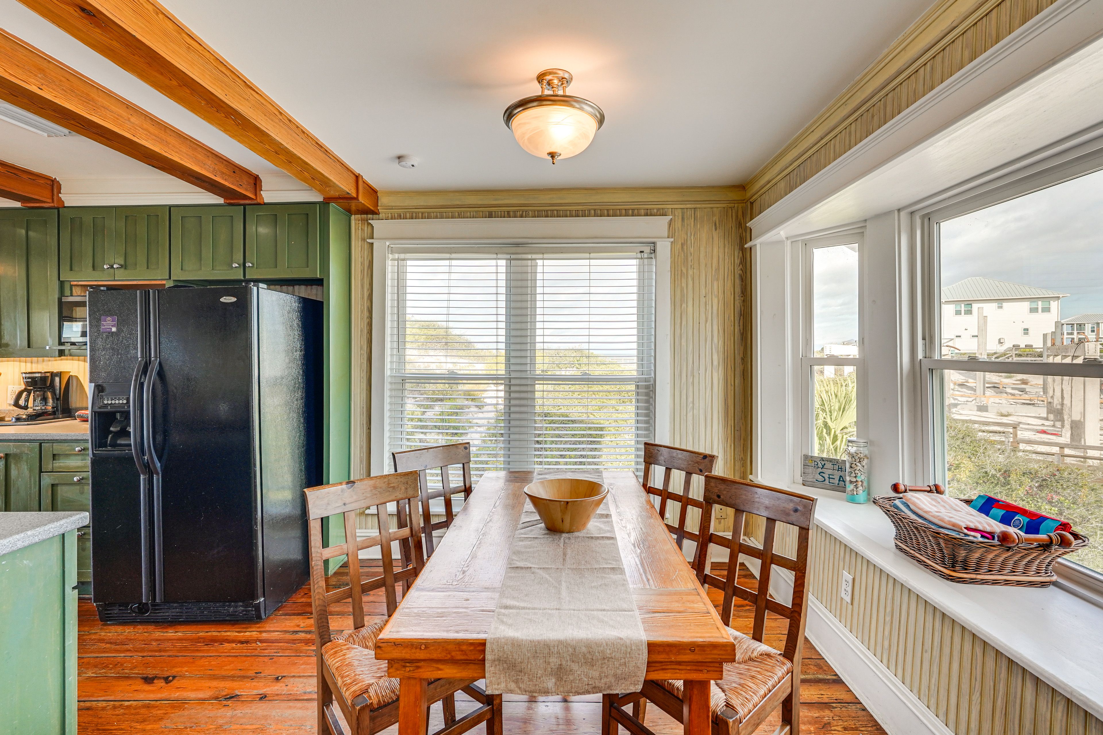 Dining Area | 1st Floor