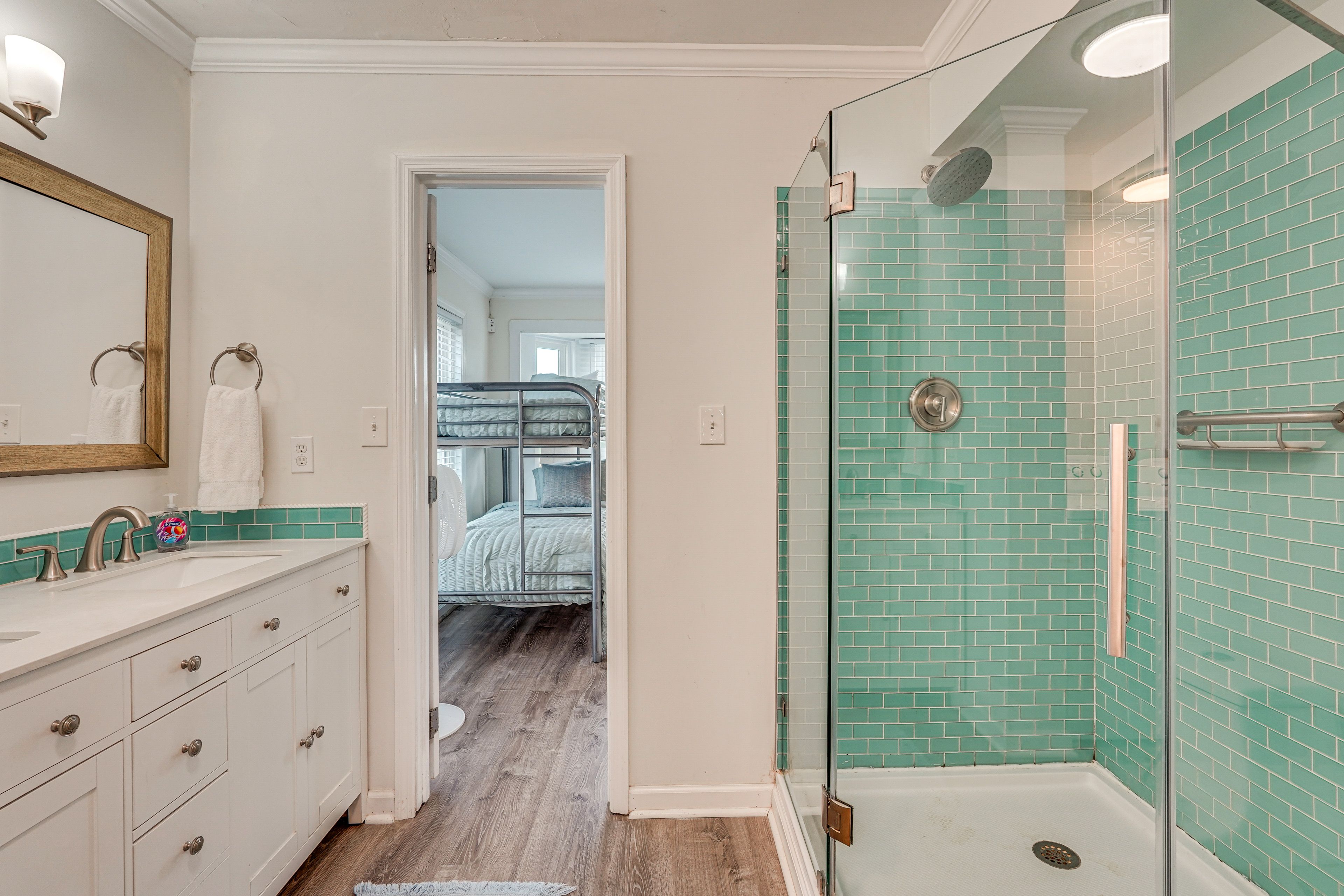 Jack-and-Jill Bathroom | 2nd Floor | Towels Provided | Washer & Dryer