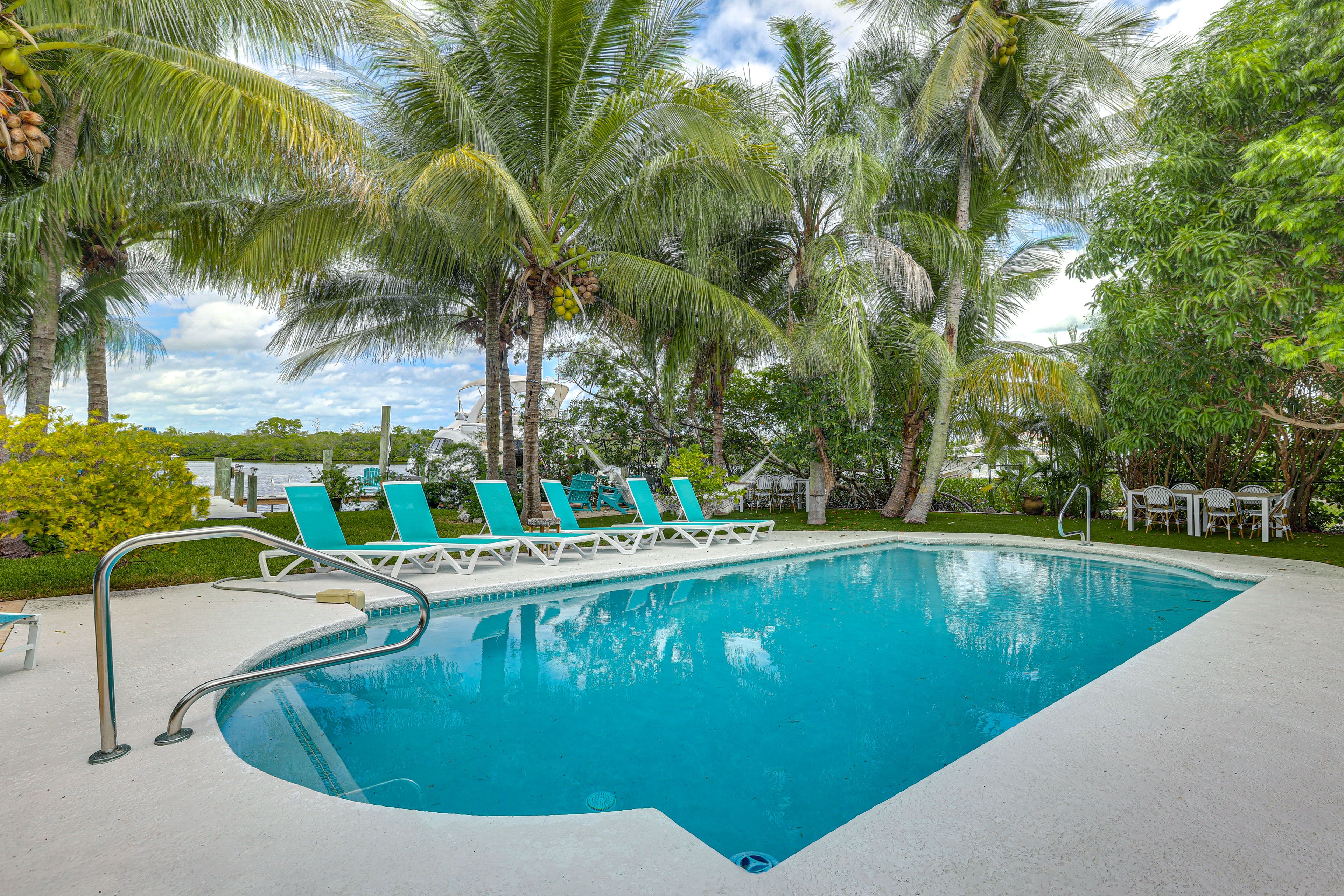 Jupiter Vacation Rental | 3BR | 2BA | 1,600 Sq Ft | 1 Step Required