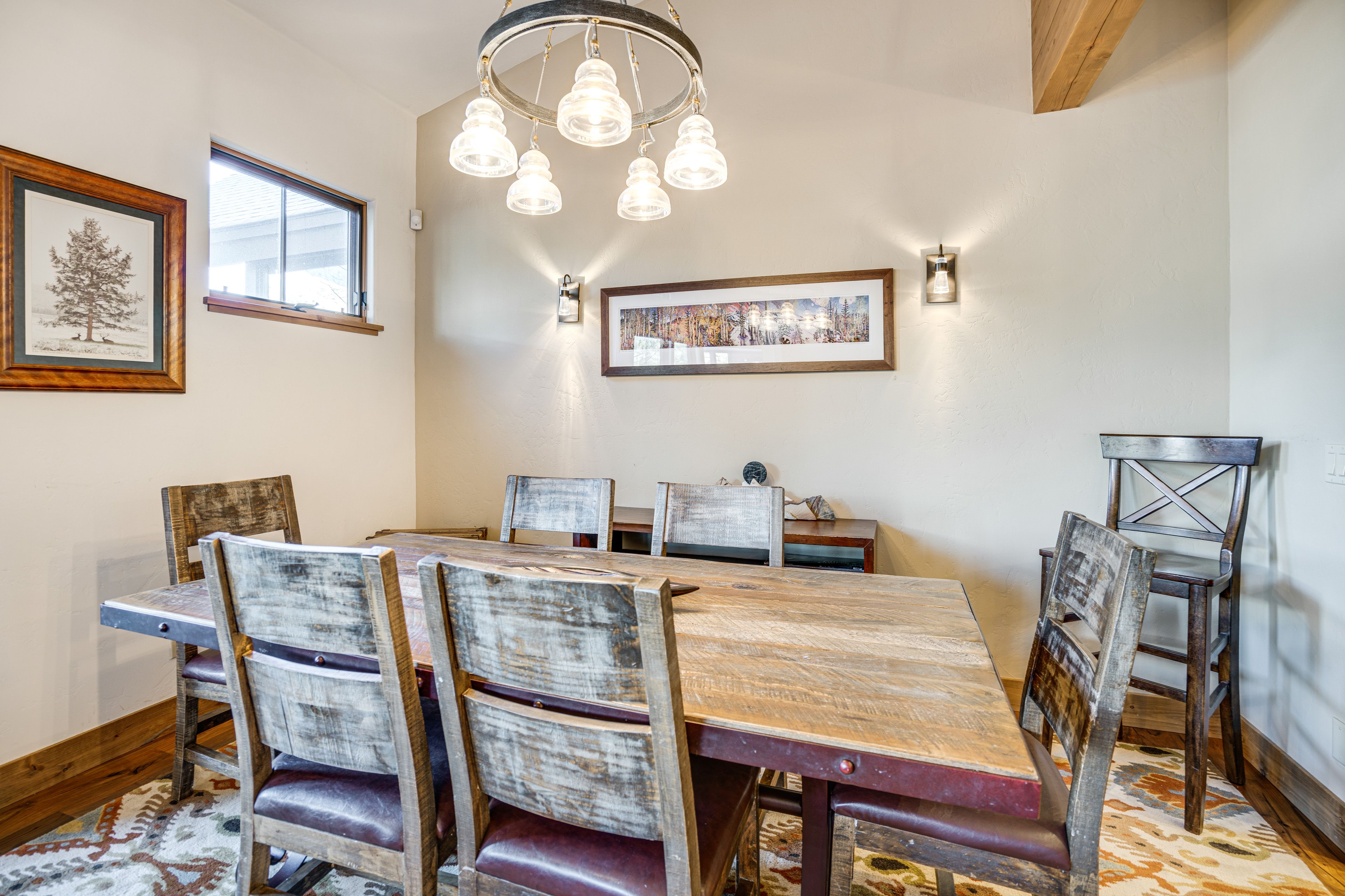 Dining Area | 1st Floor