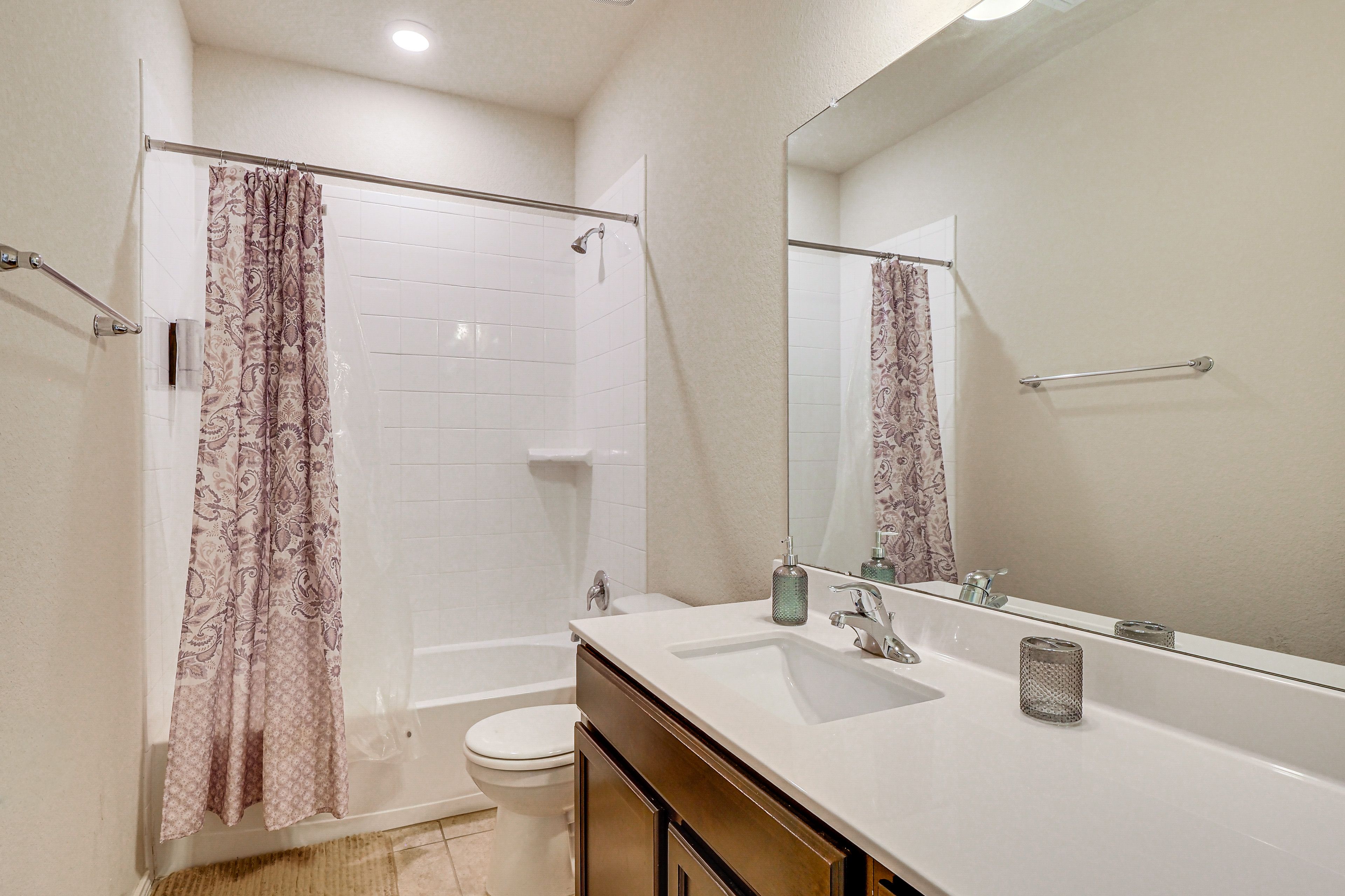 Full Bath | 1st Floor