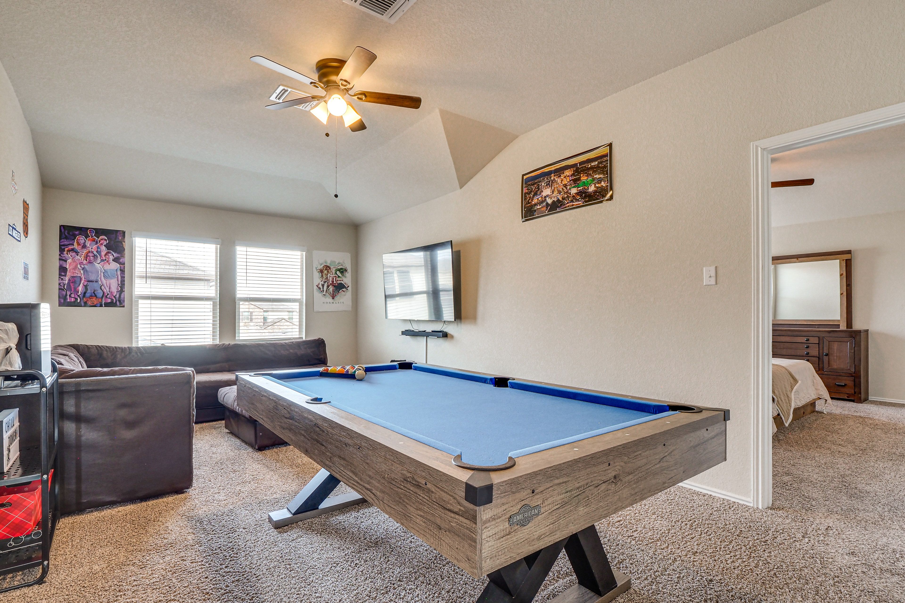Upstairs Living Room | Pool Table | 2nd Floor