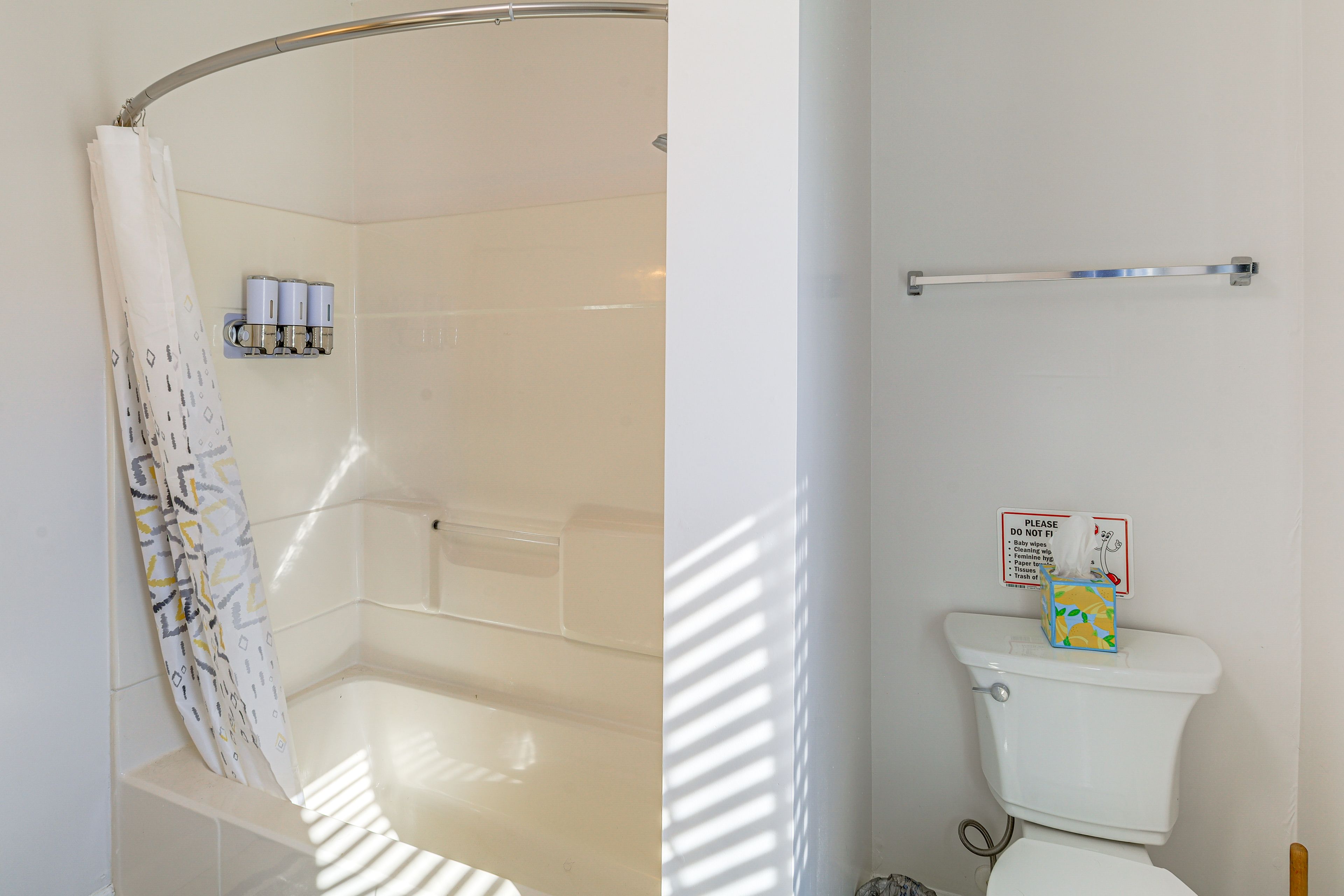 Full Bathroom | 1st Floor