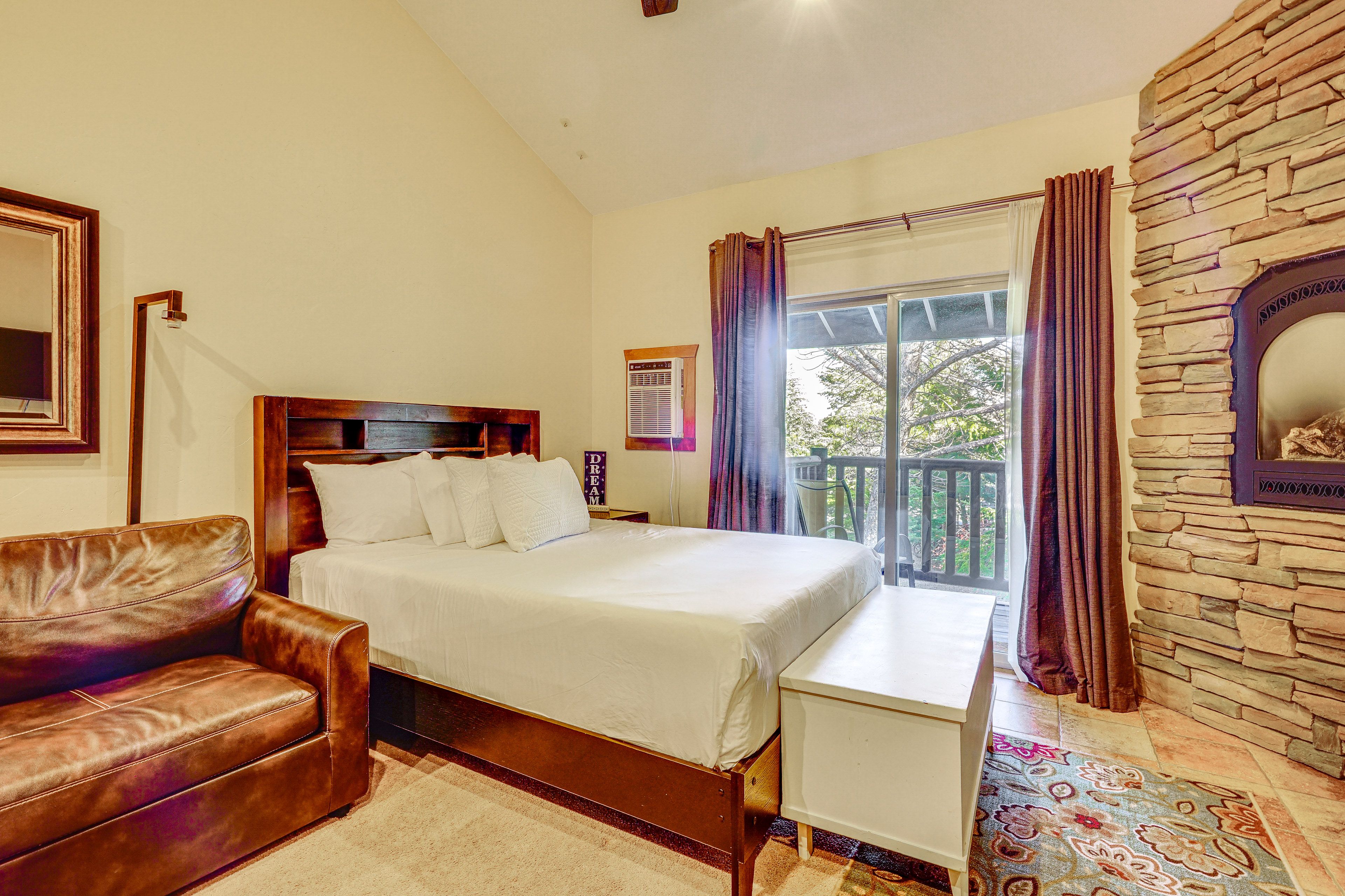 Park City Vacation Rental | Studio | 1BA | 495 Sq Ft | Stairs Required