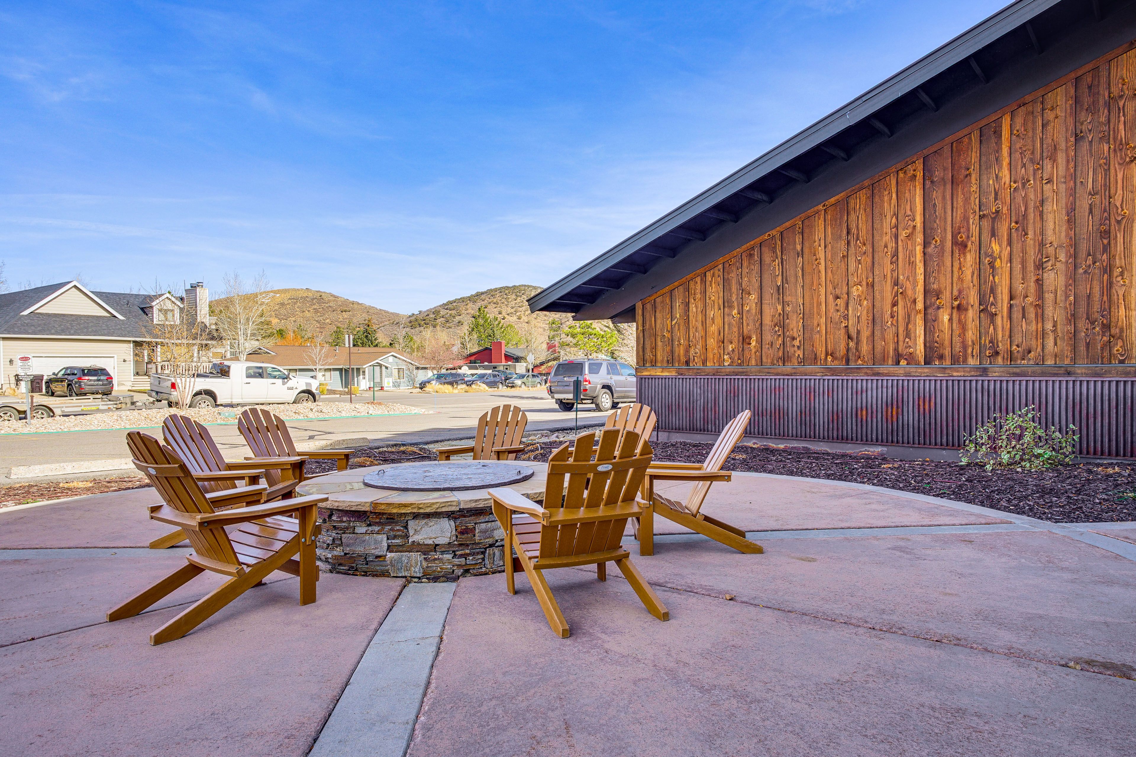 The Prospector Community Amenities | Fire Pit