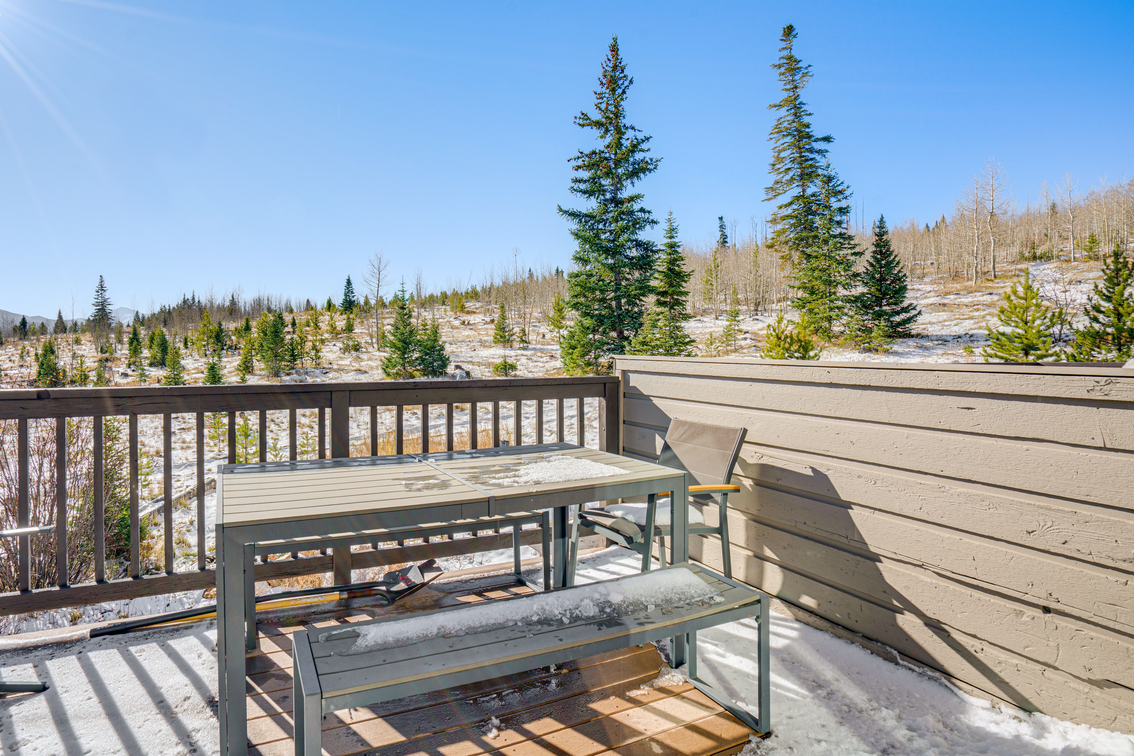 Private Deck