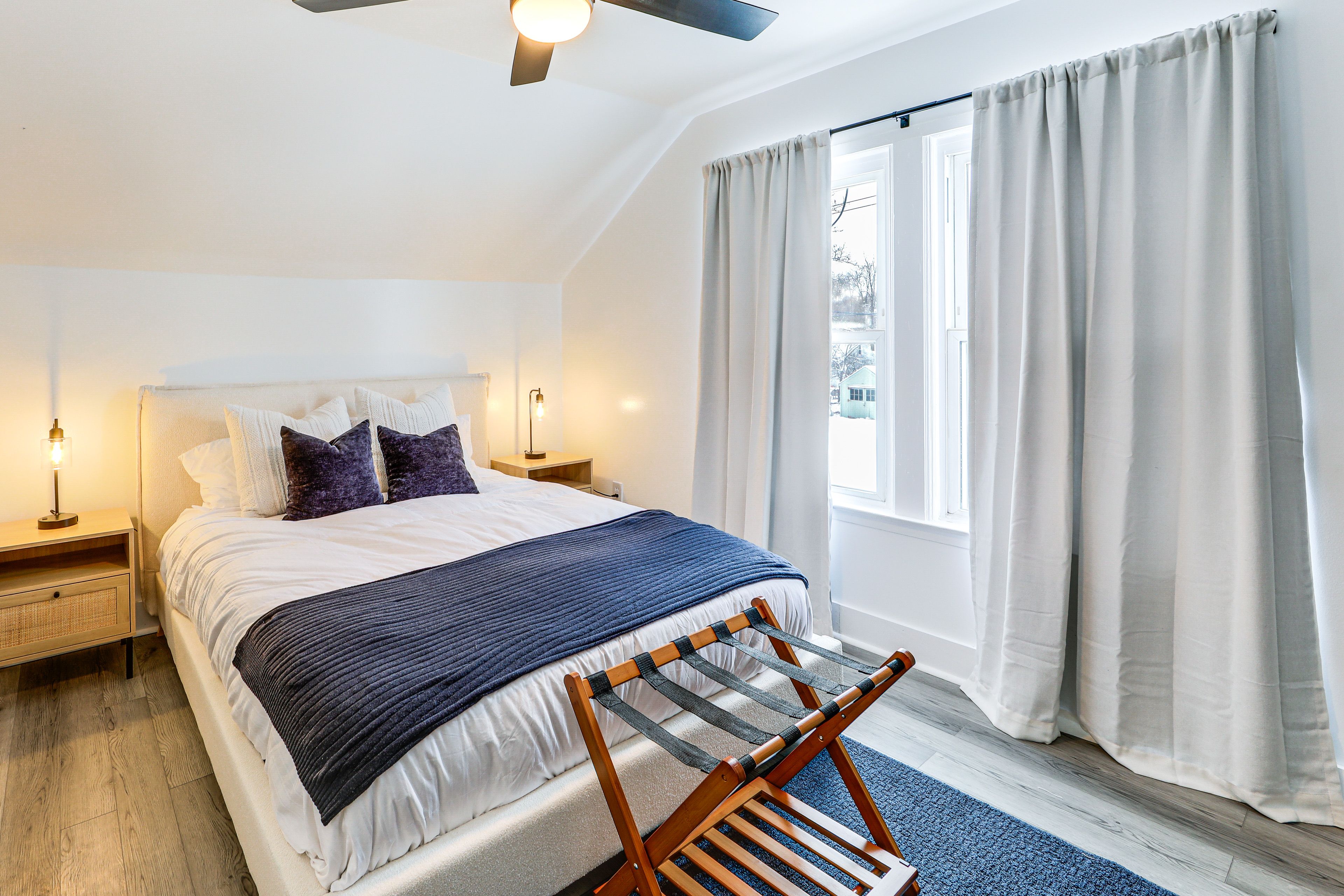 Bedroom 2 | Queen Bed | 2nd Floor