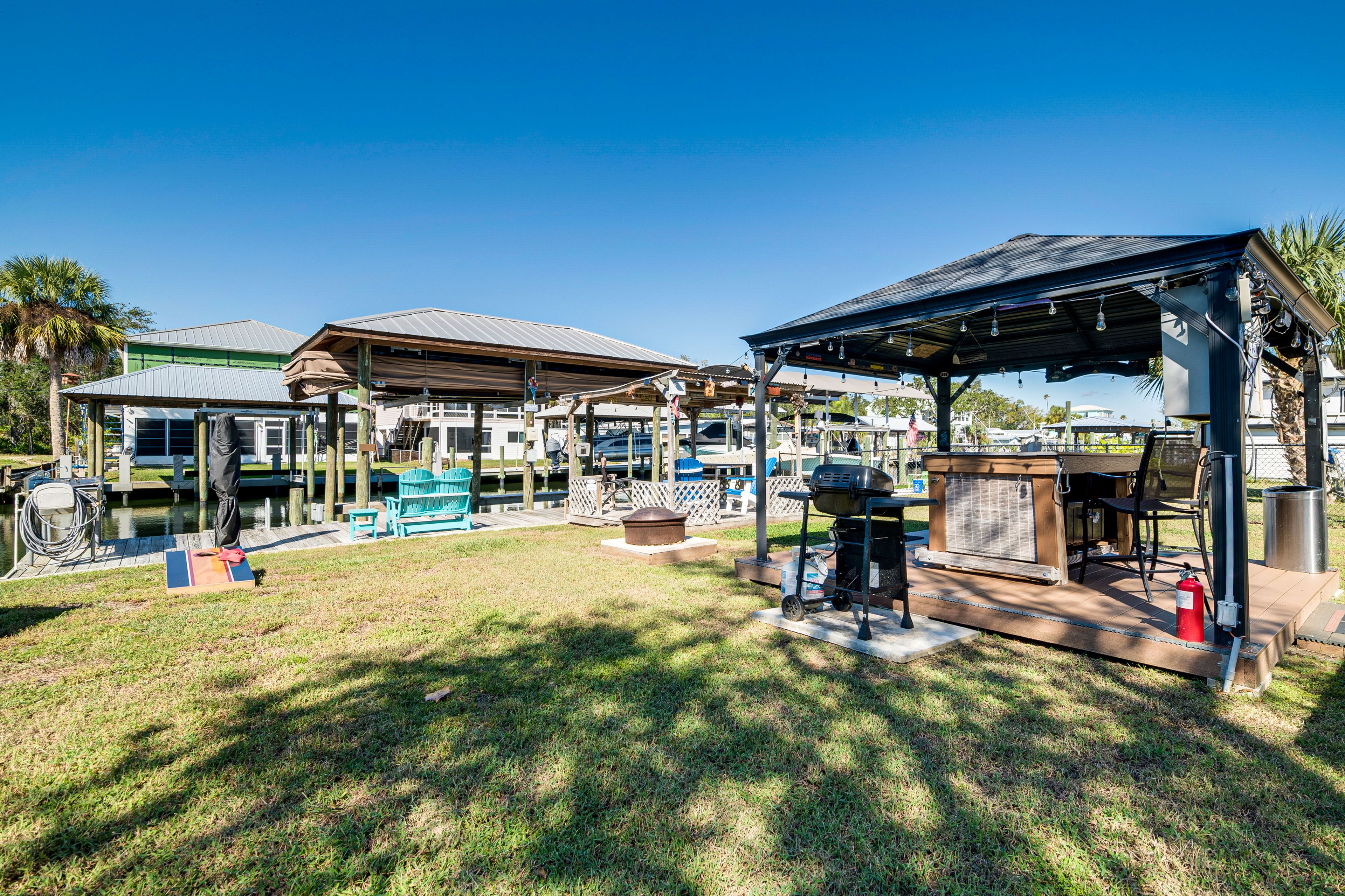 Waterfront Yard | Gas Grill