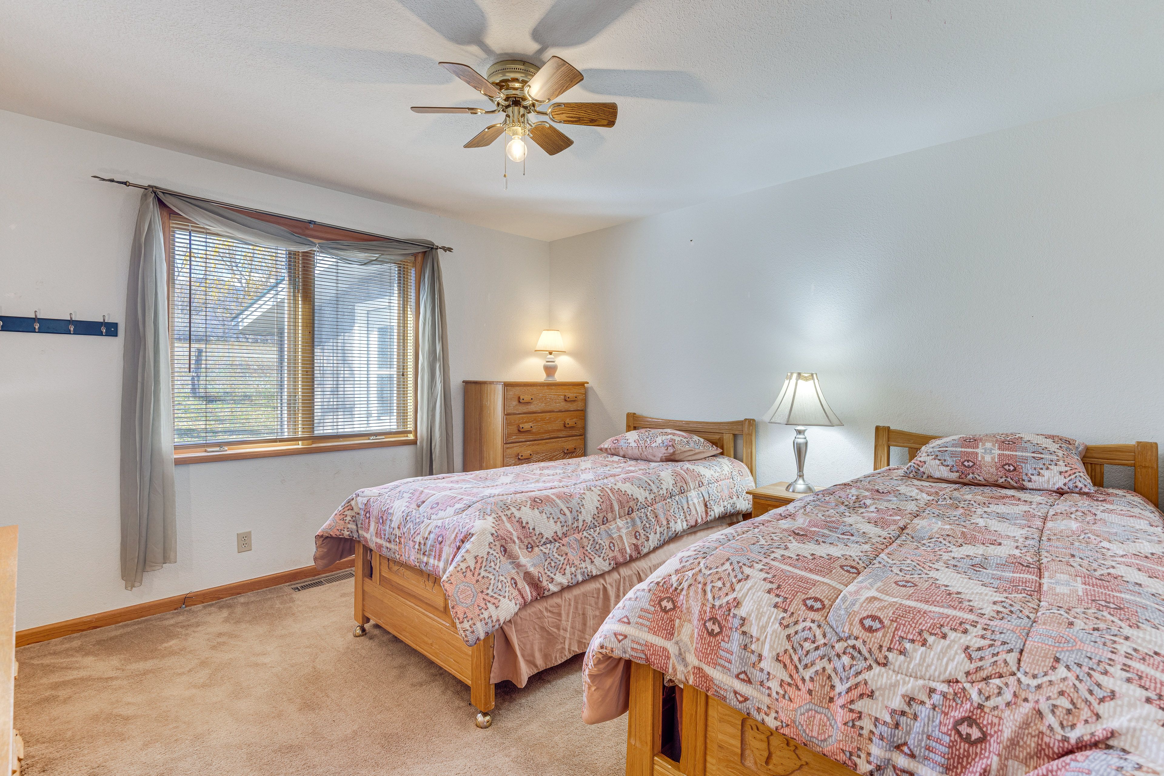 Bedroom 3 | 2 Twin Beds