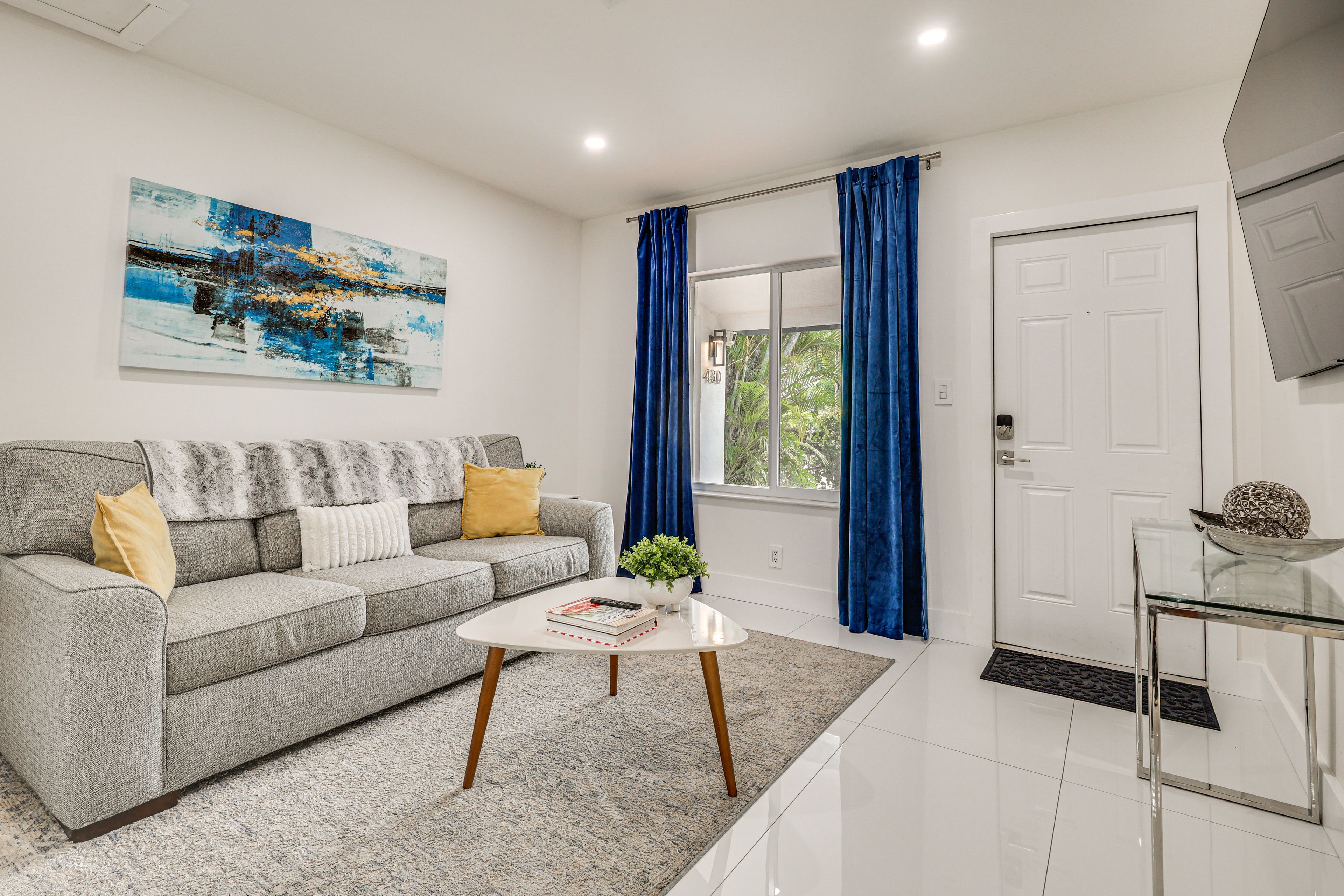 Fort Lauderdale Vacation Rental | 1BR | 1BA | Threshold to Enter | 500 Sq Ft