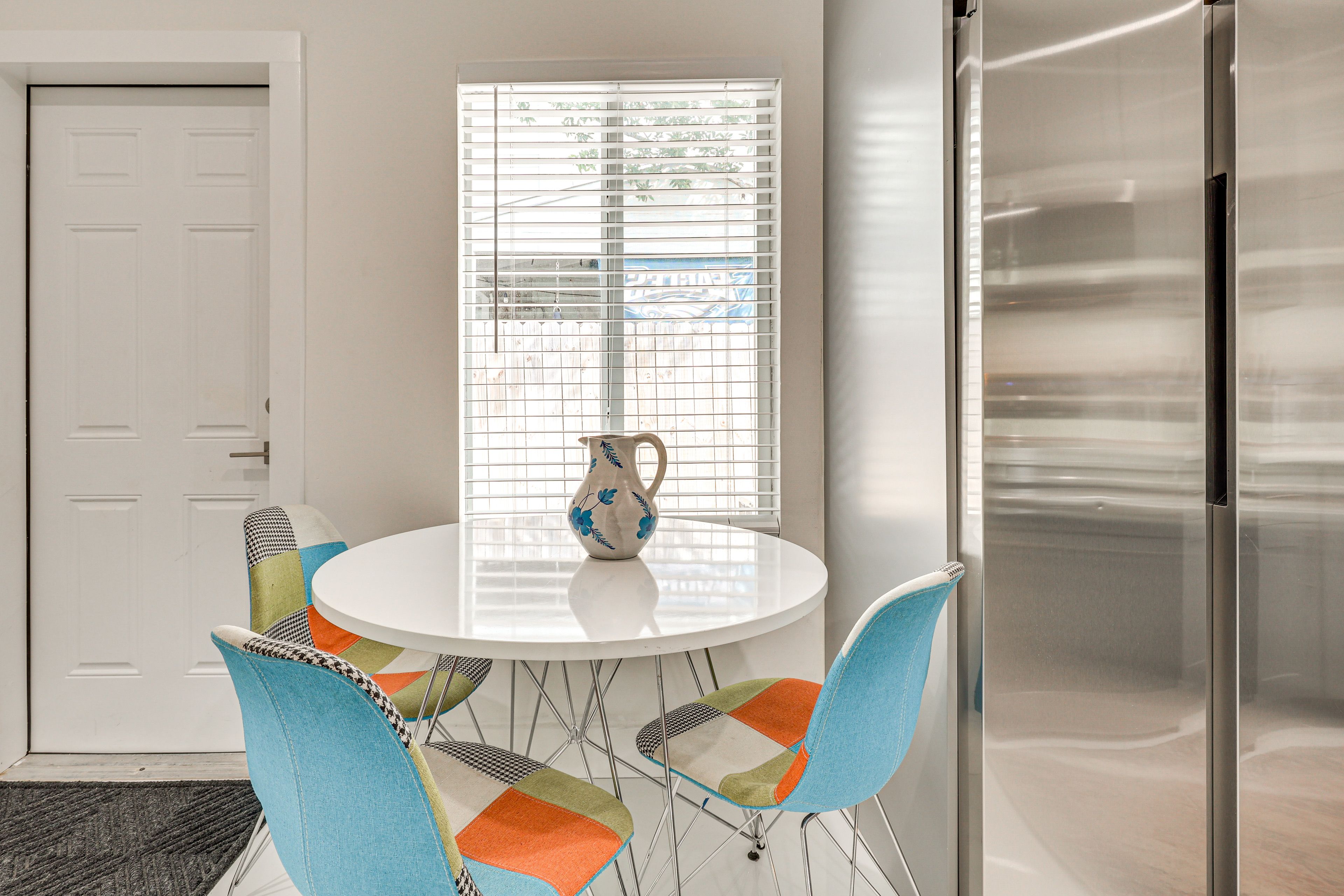 Dining Area | Dishware & Flatware