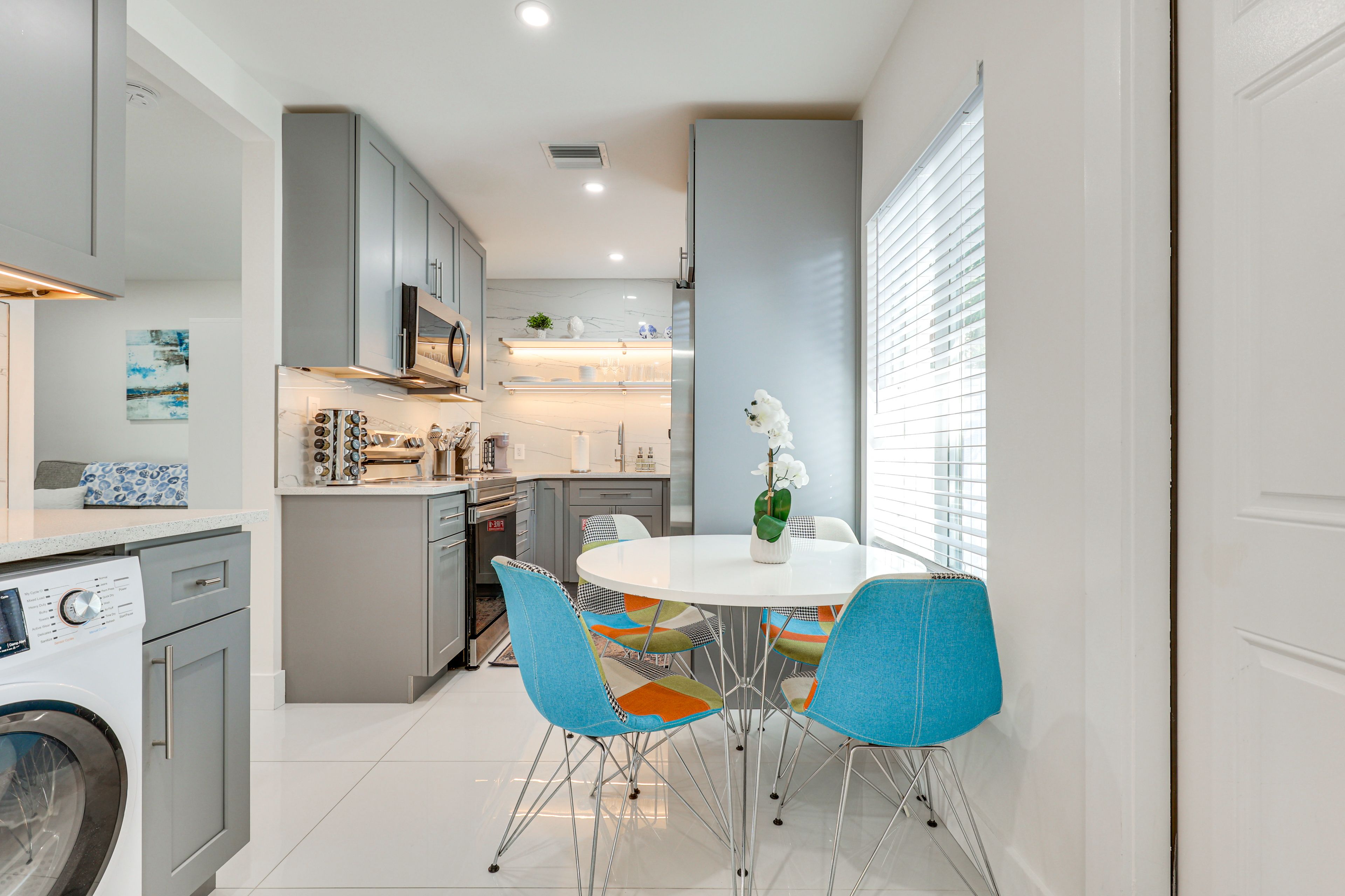 Kitchen & Dining Area | Dishwasher