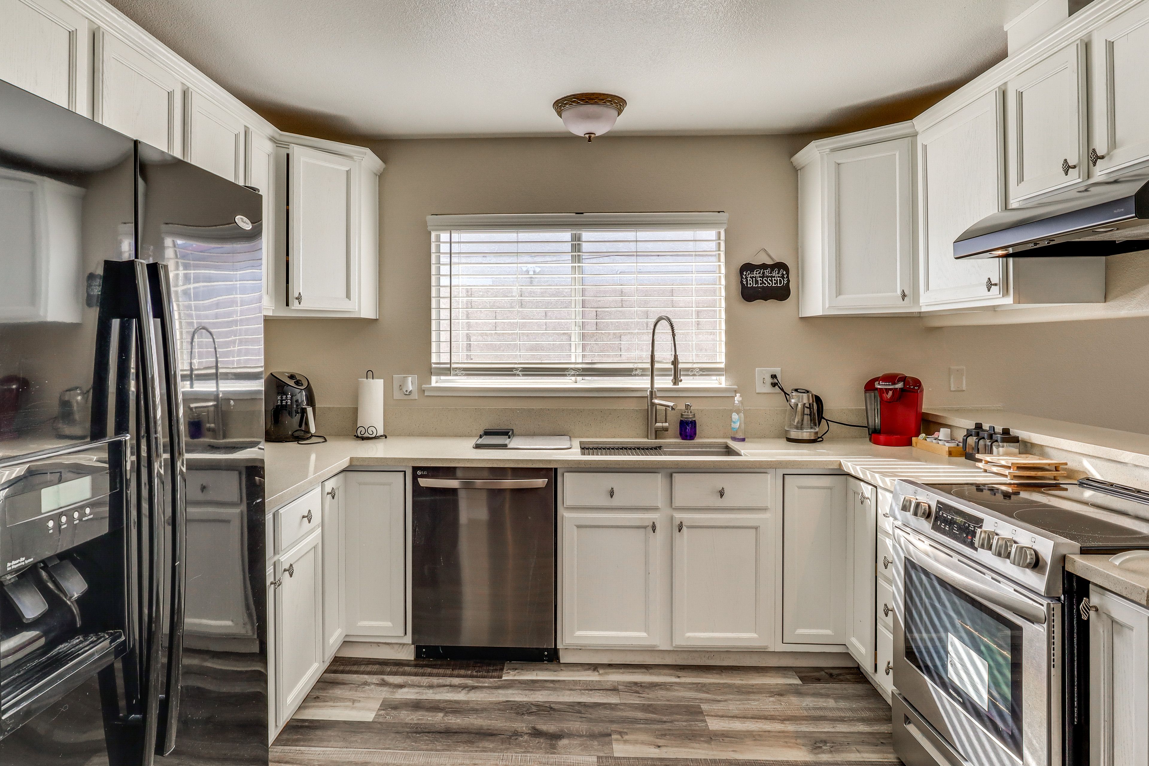 Kitchen | Keurig Coffee Maker | Electric Kettle | Air Fryer | Cooking Basics