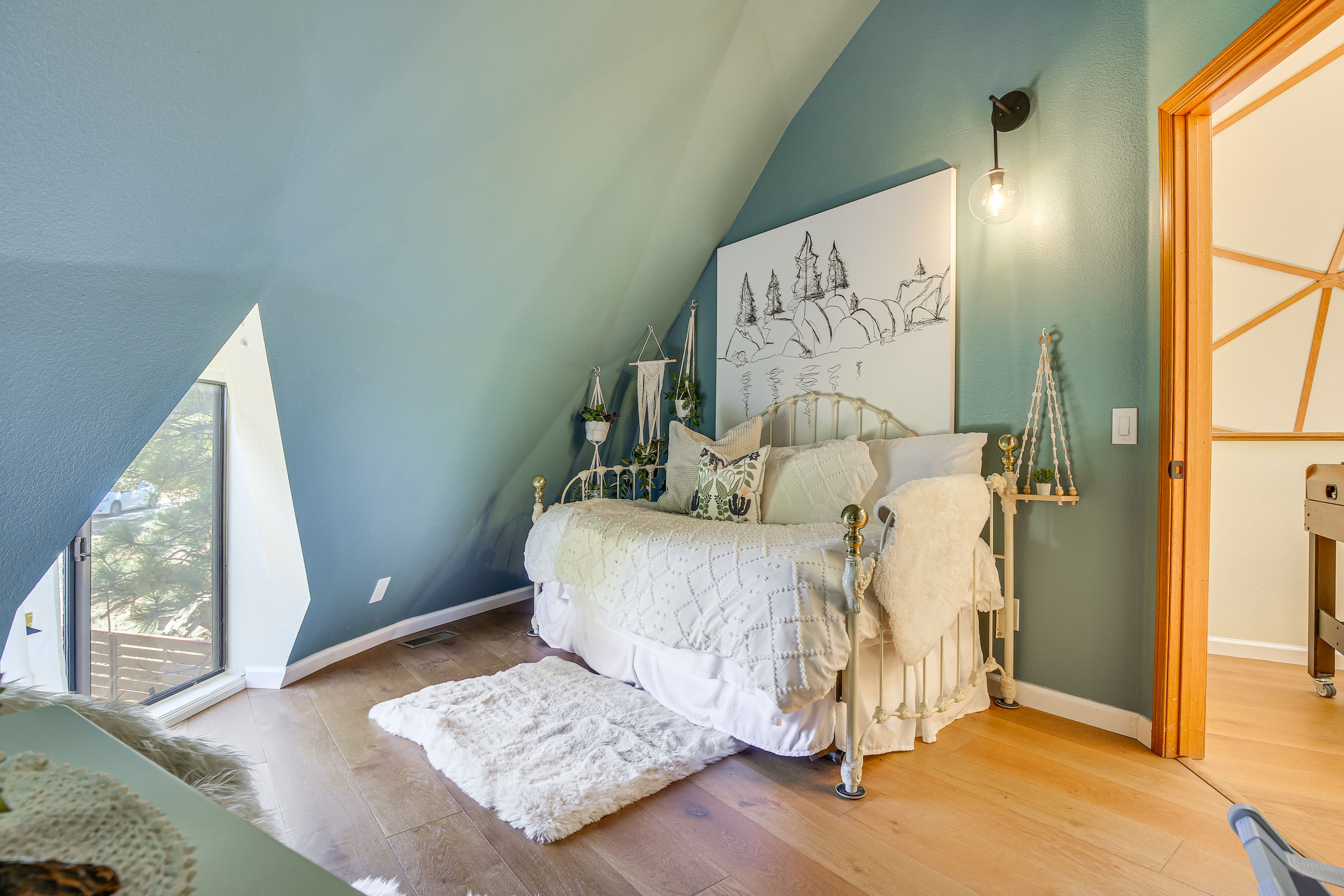 Bedroom 3 | Twin Daybed w/ Twin Trundle | 2nd Floor