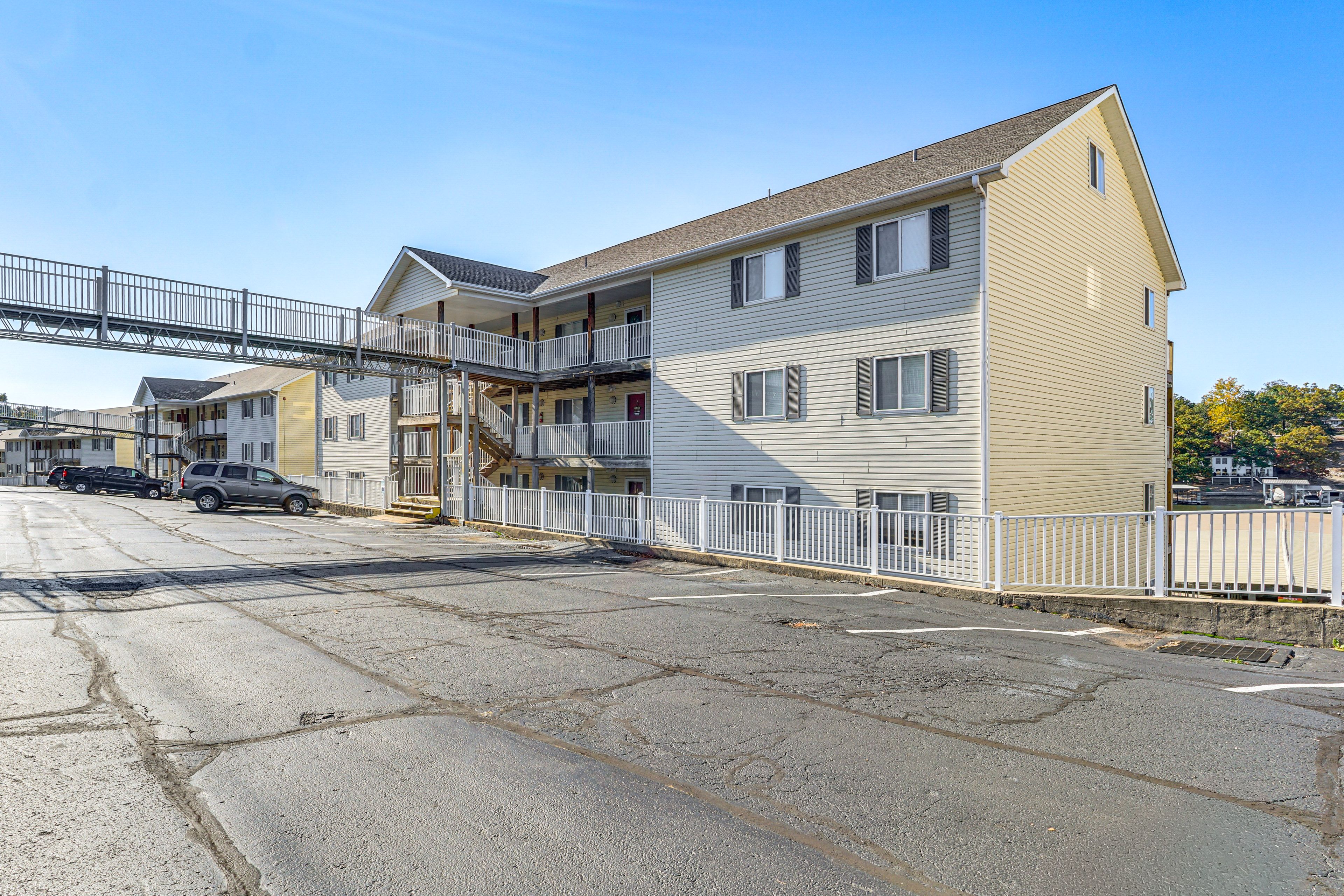 Parking | Community Lot (2 Vehicles)