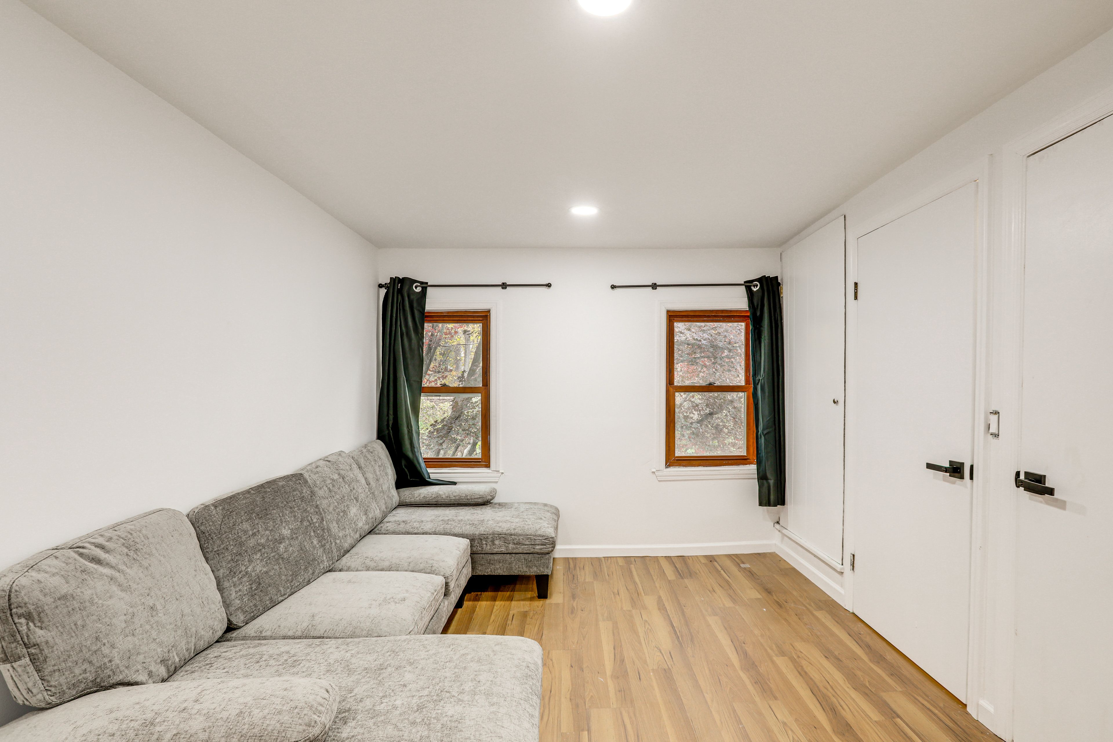 Addt'l Living Area | Smart TV | 2nd Floor