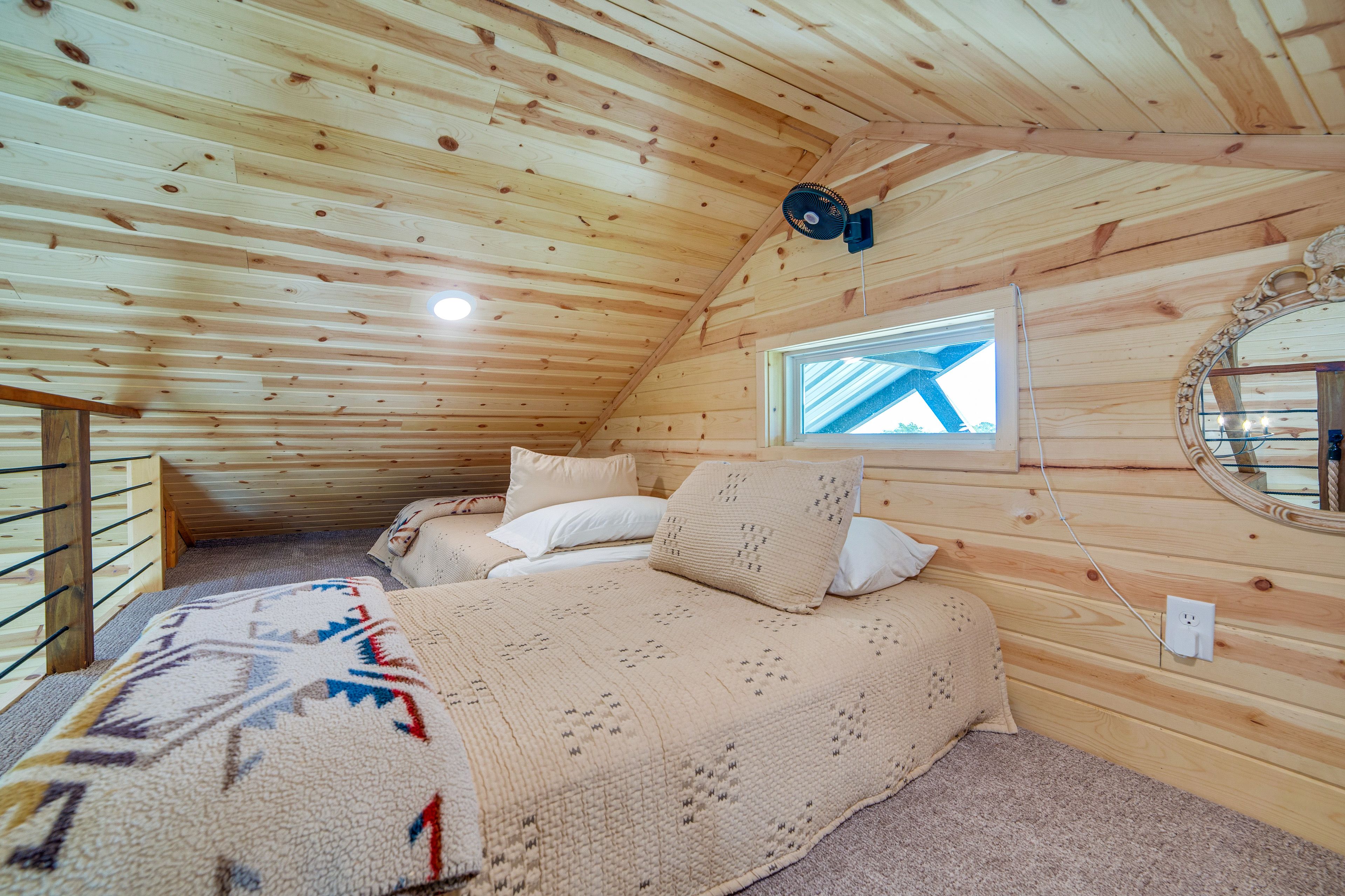 Bedroom 2 (Loft) | 2 Twin Beds | 2nd Floor