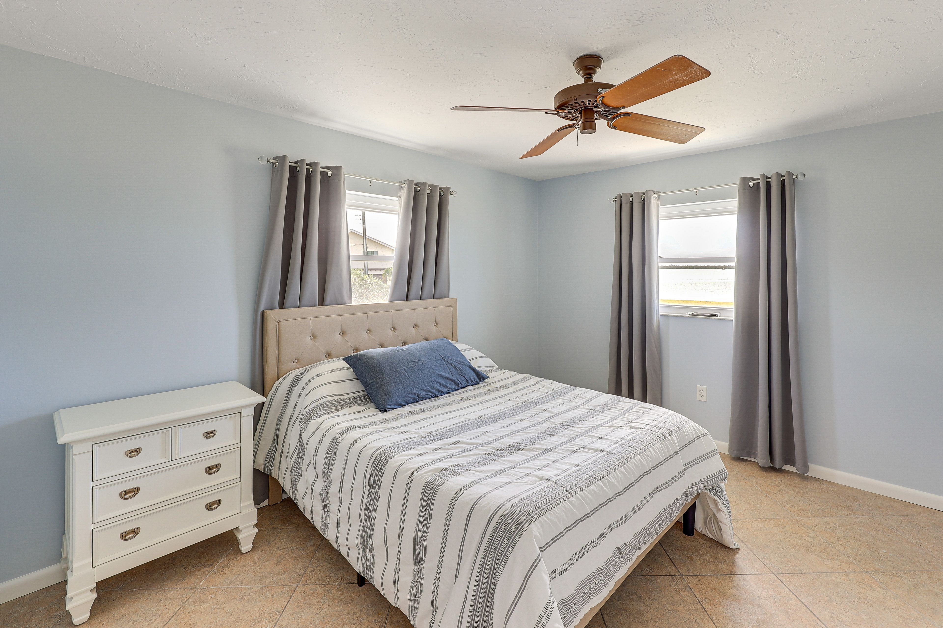 Bedroom 2 | Queen Bed | Linens Provided