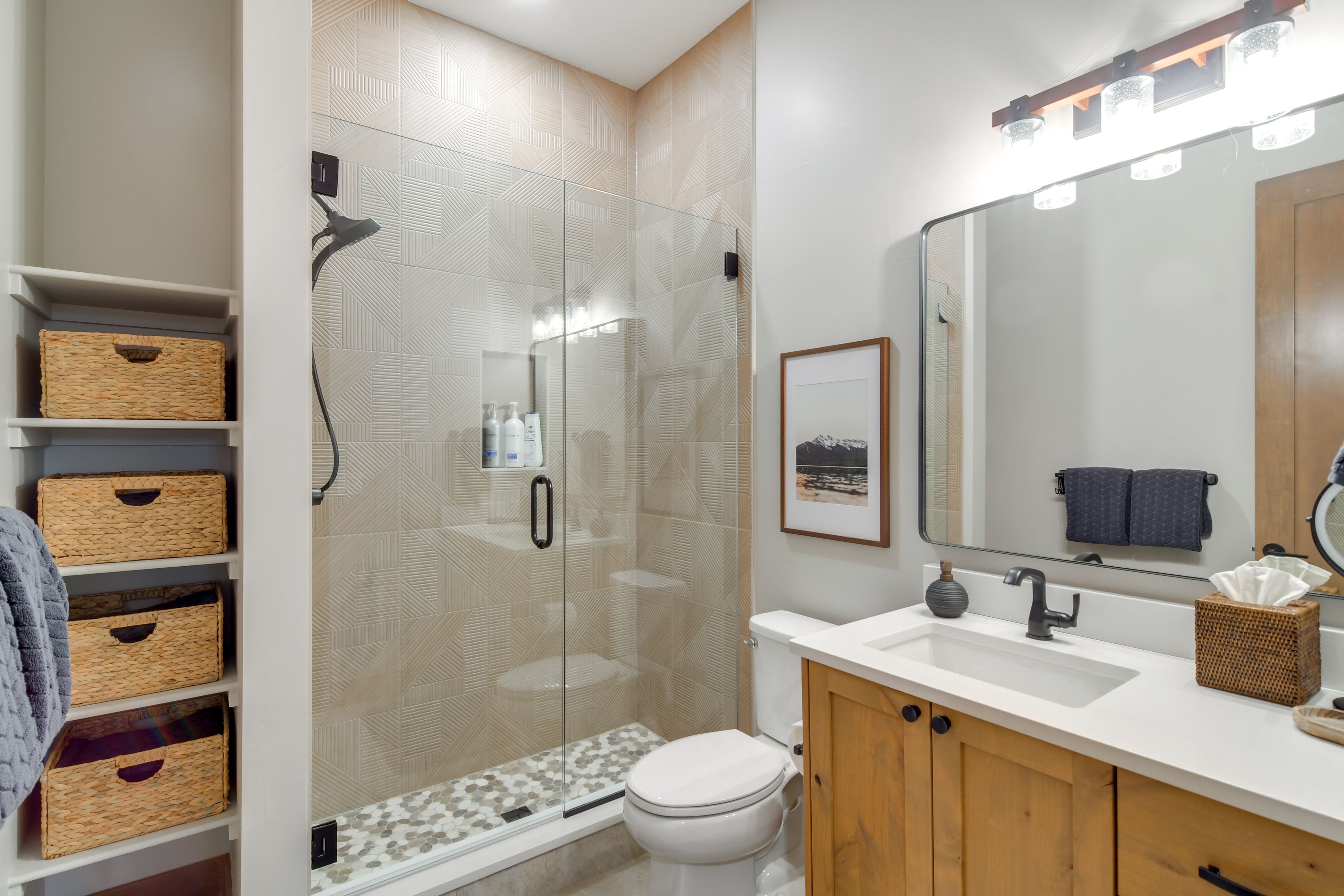 Full Bathroom | Lower Floor