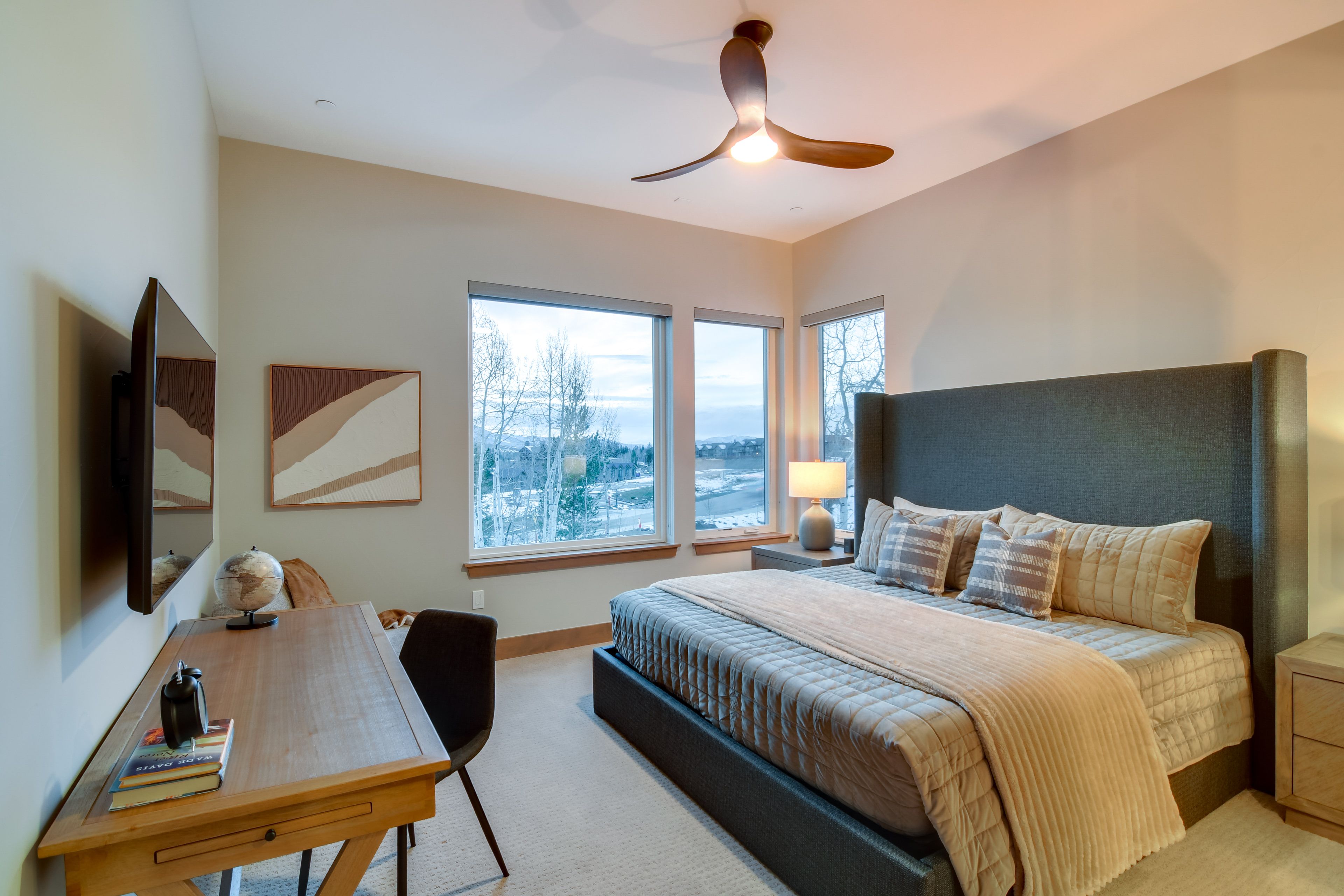 Bedroom 2 | King Bed | Lower Floor