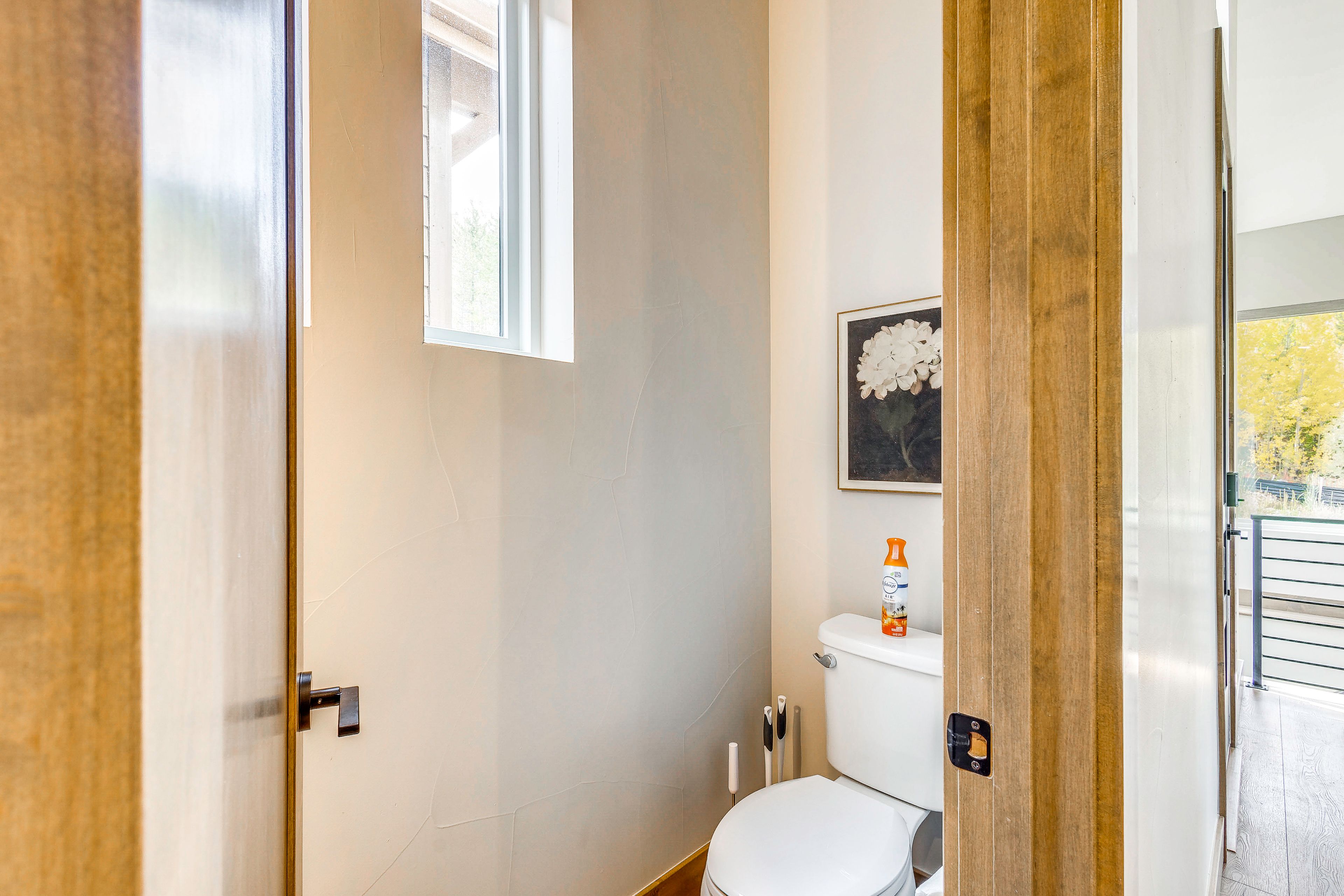 Half Bathroom | Main Floor