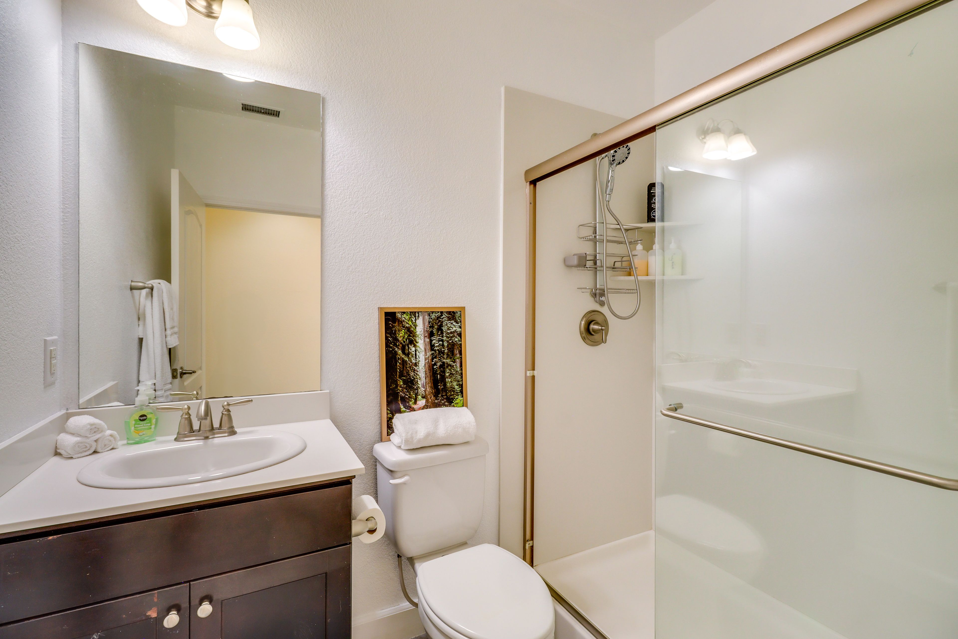 Bathroom | Towels Provided