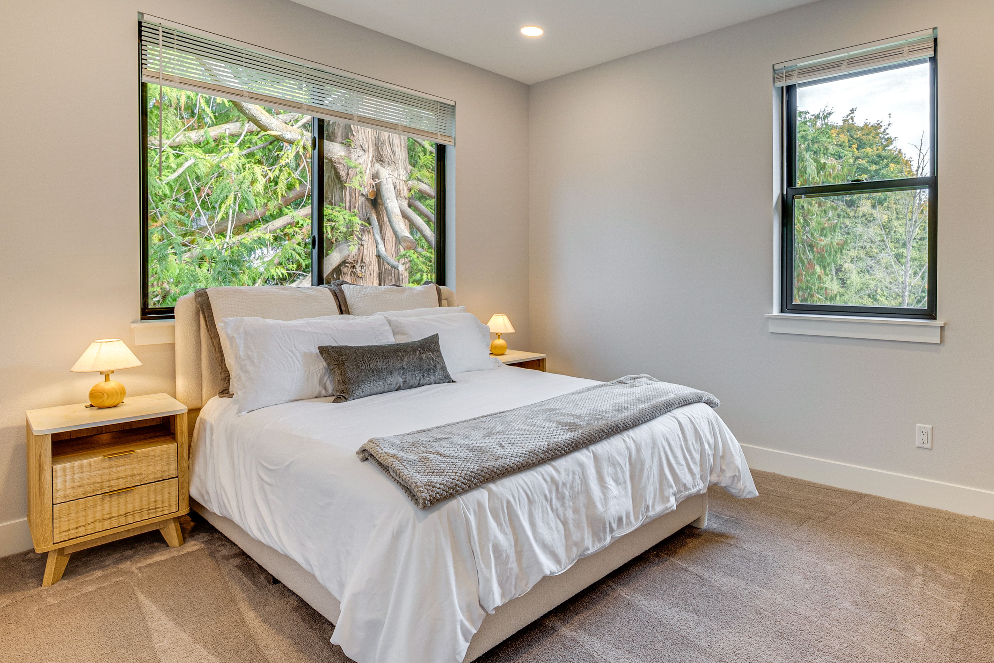 Bedroom 2 | Queen Bed | 2nd Floor