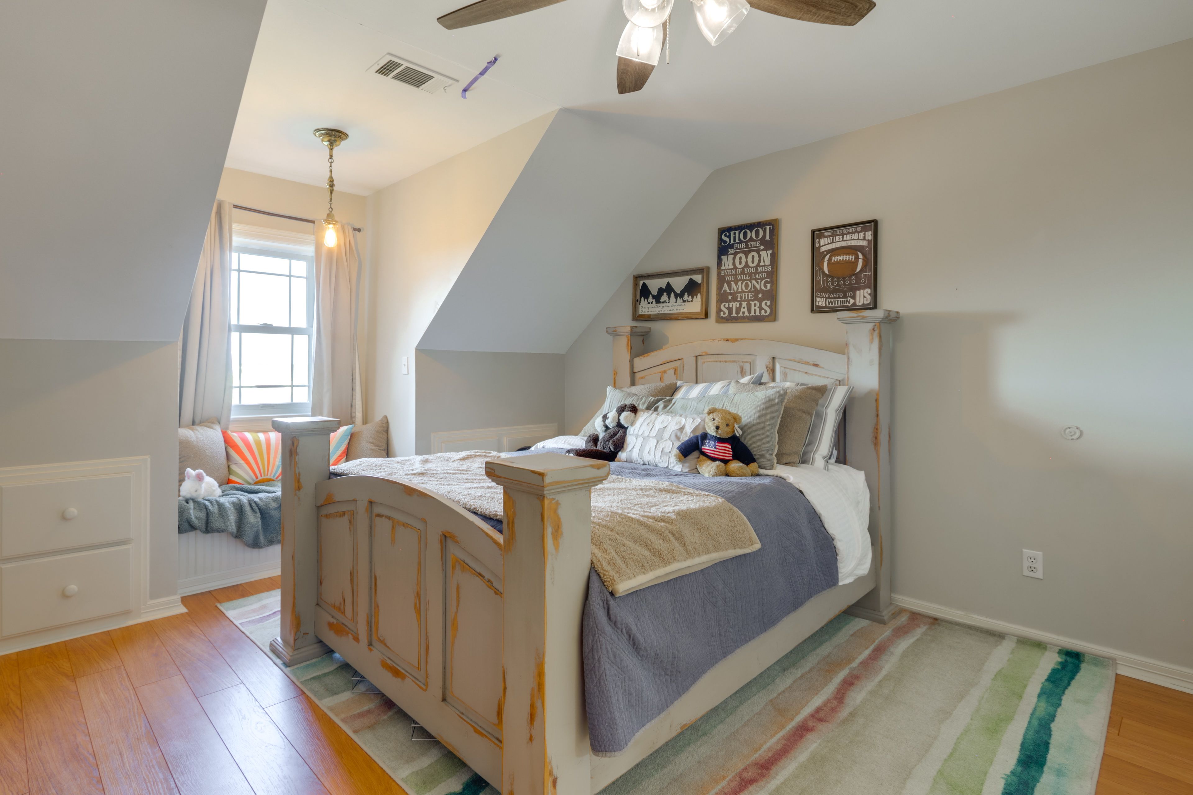 Bedroom 3 | Queen Bed | 2nd Level