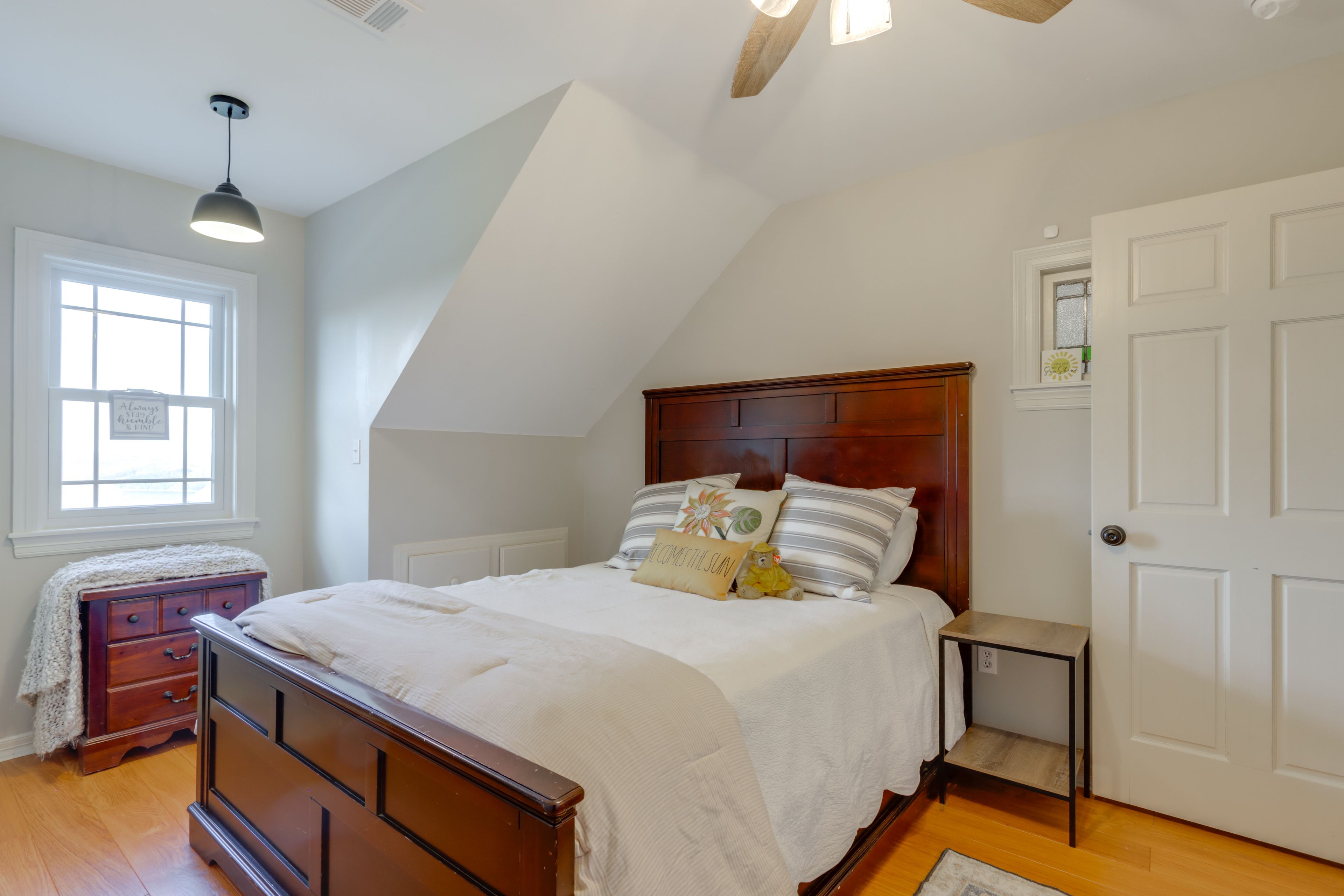 Bedroom 4 | Queen Bed | 2nd Level