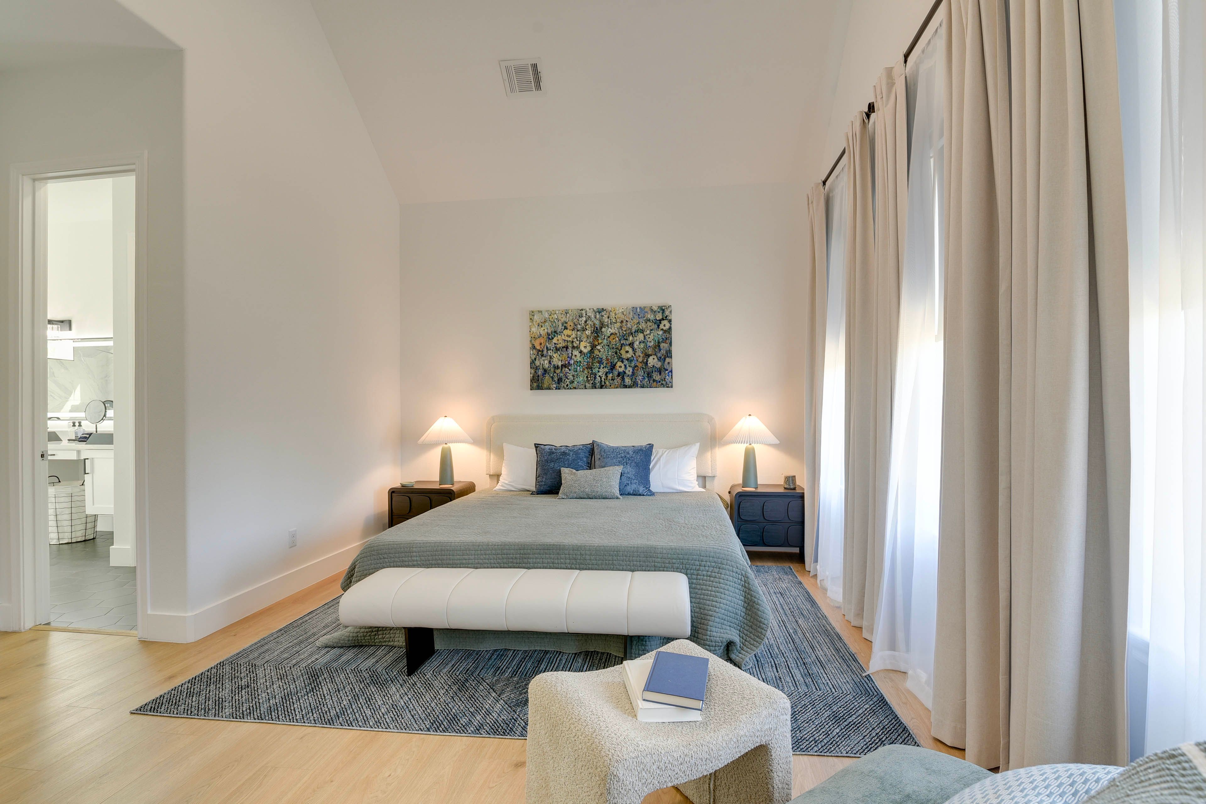 Bedroom 2 | 2nd Floor | King Bed | Walk-In Closet | En-Suite Bathroom