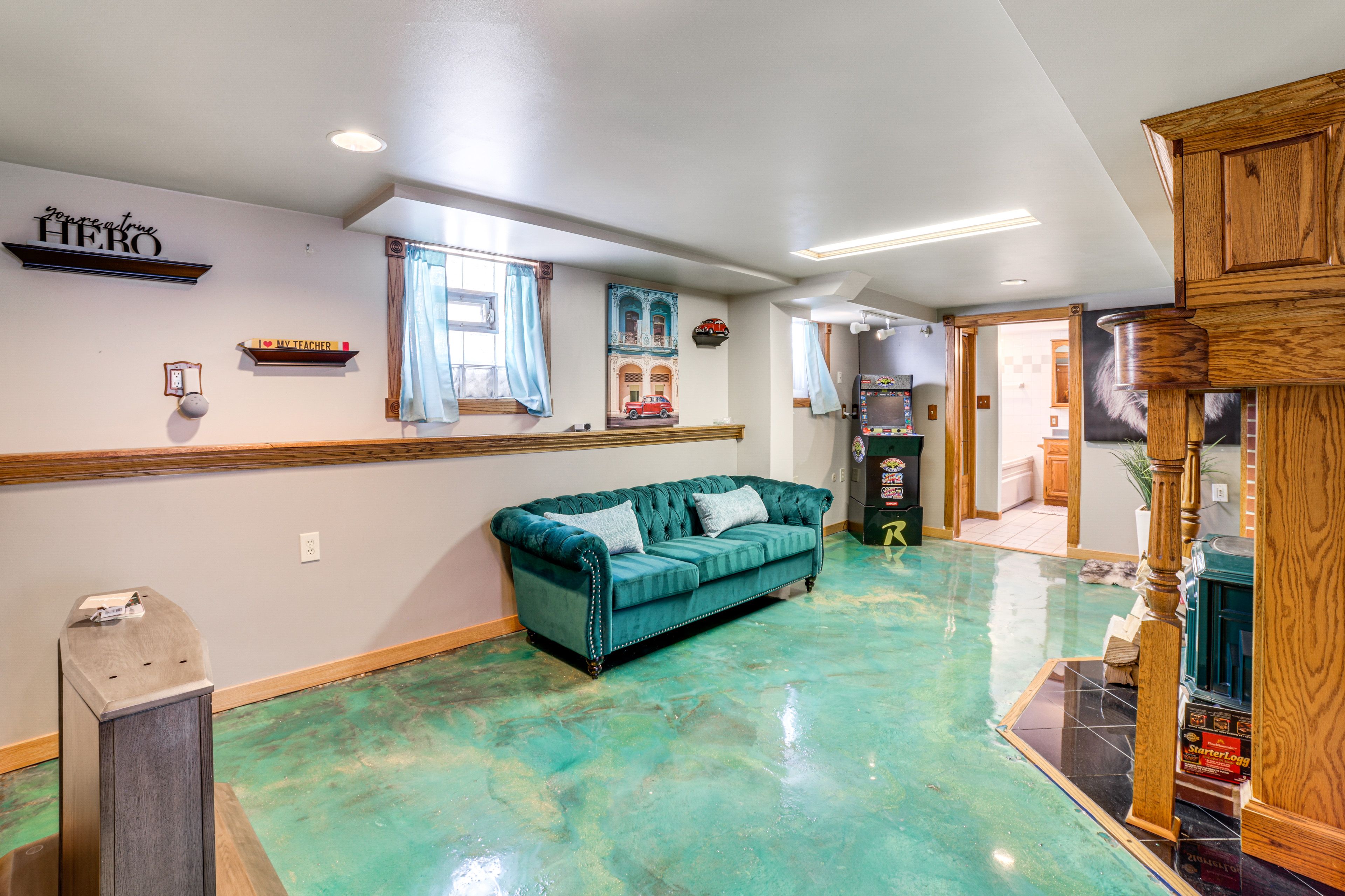 Lounge | Lower Level