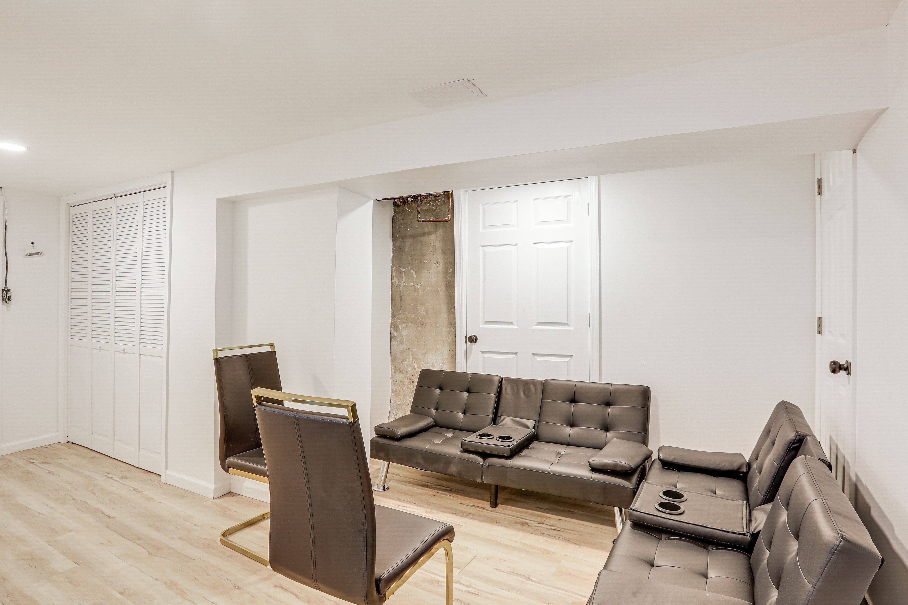 Lounging Area | Lower Level