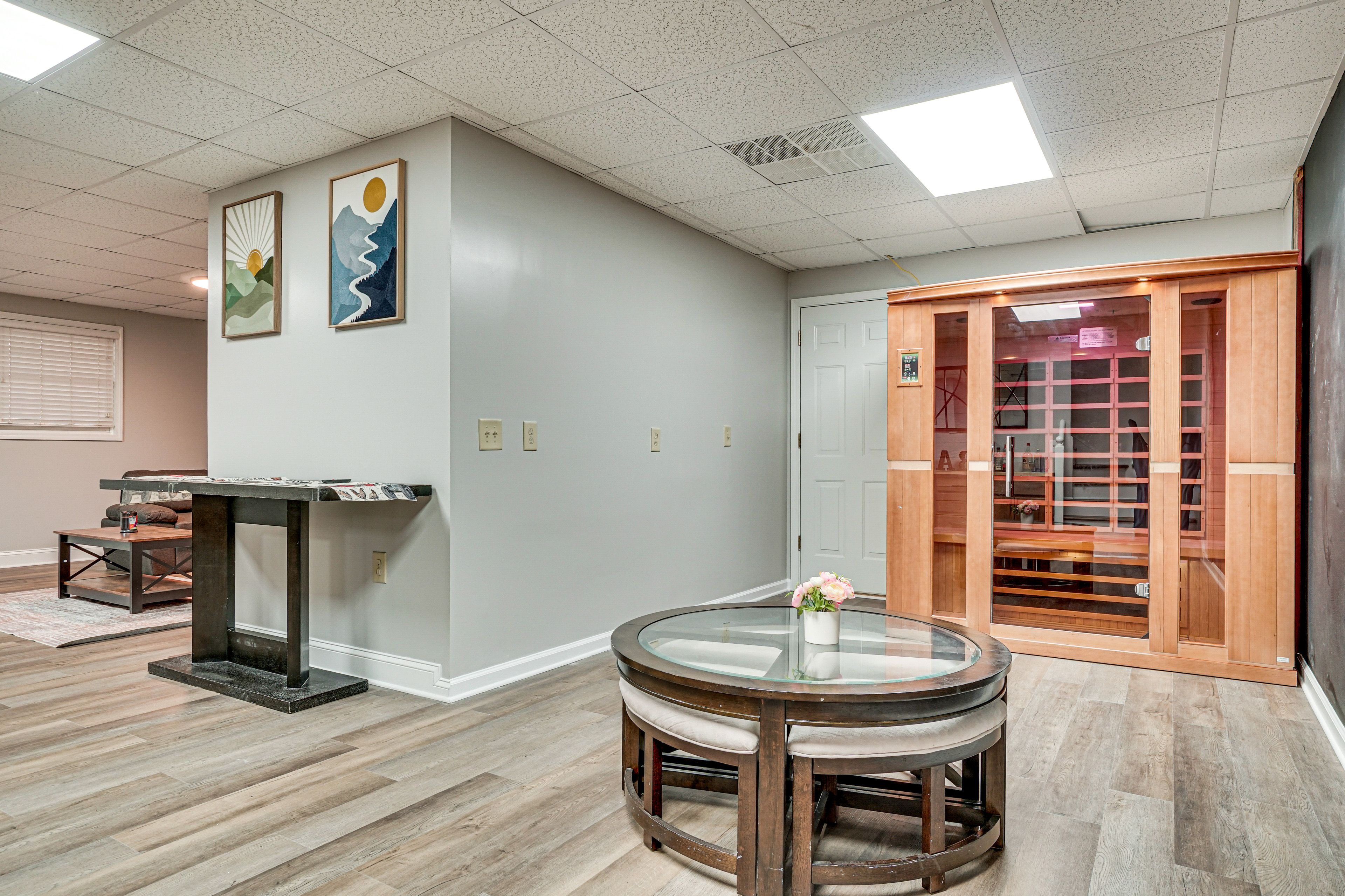 Den | Queen Sleeper Sofa | Dry Sauna | Projector w/ Screen | Lower Floor