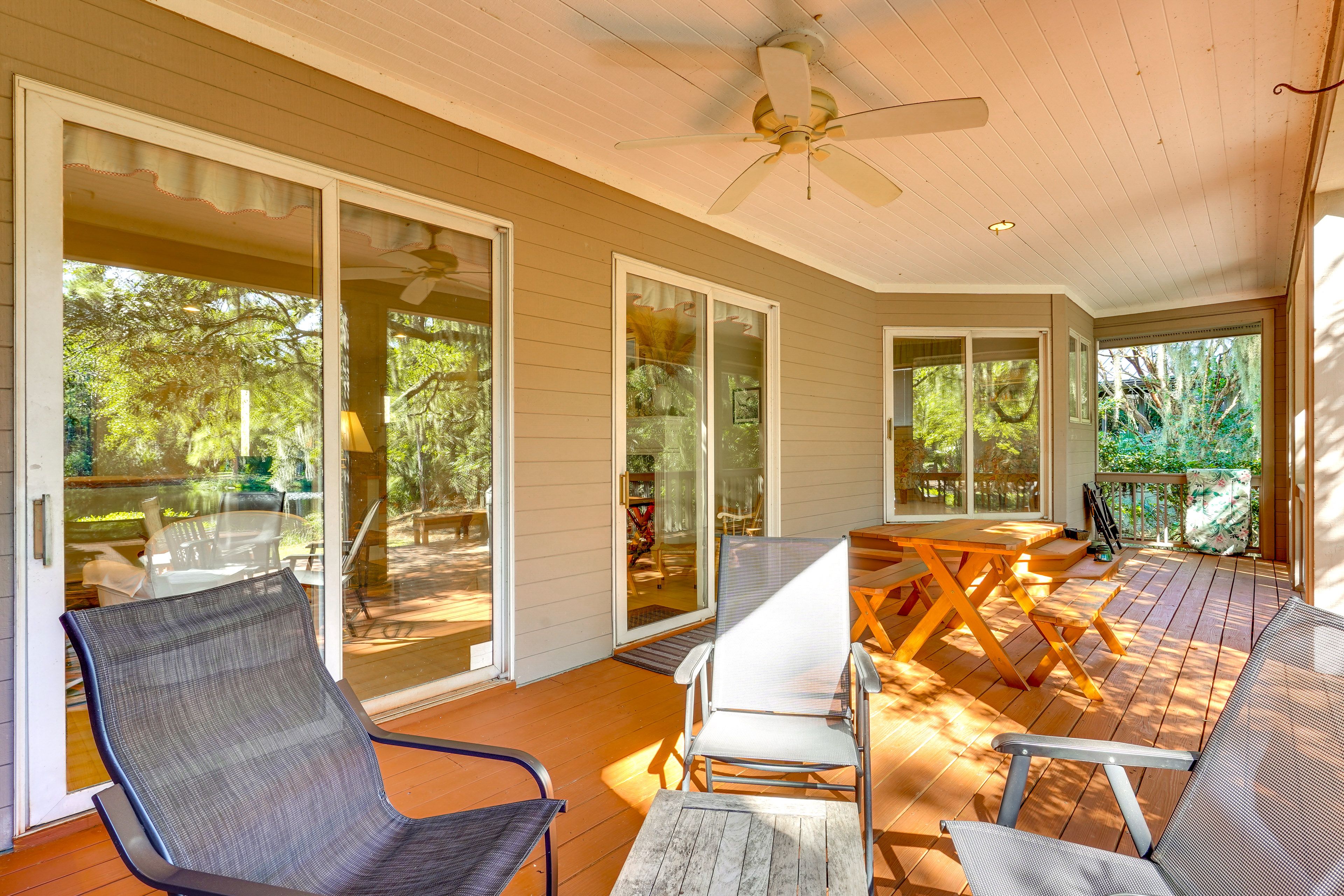 Private Deck | Outdoor Dining Area | Gas Grill