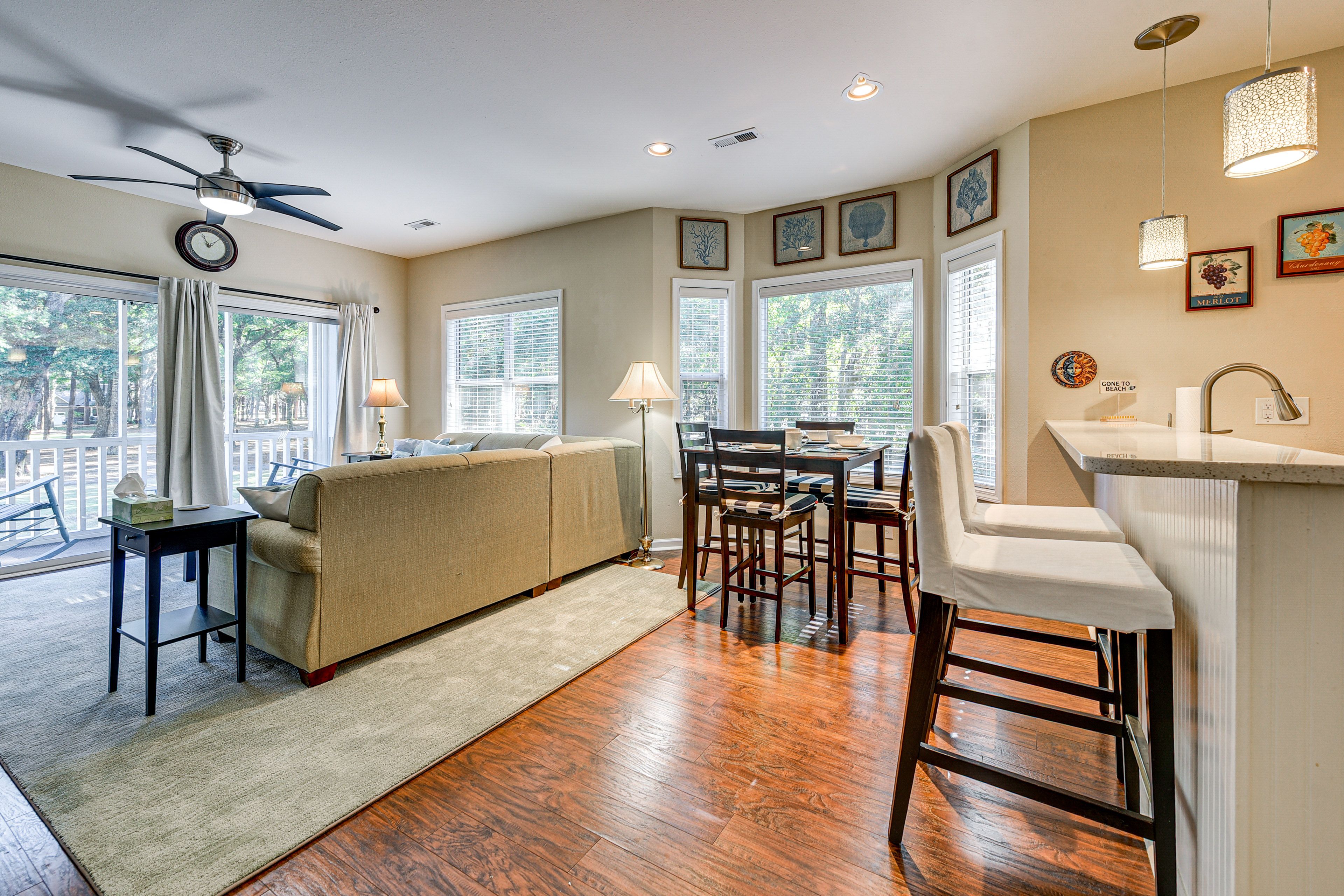 Dining Area | Dishware & Flatware