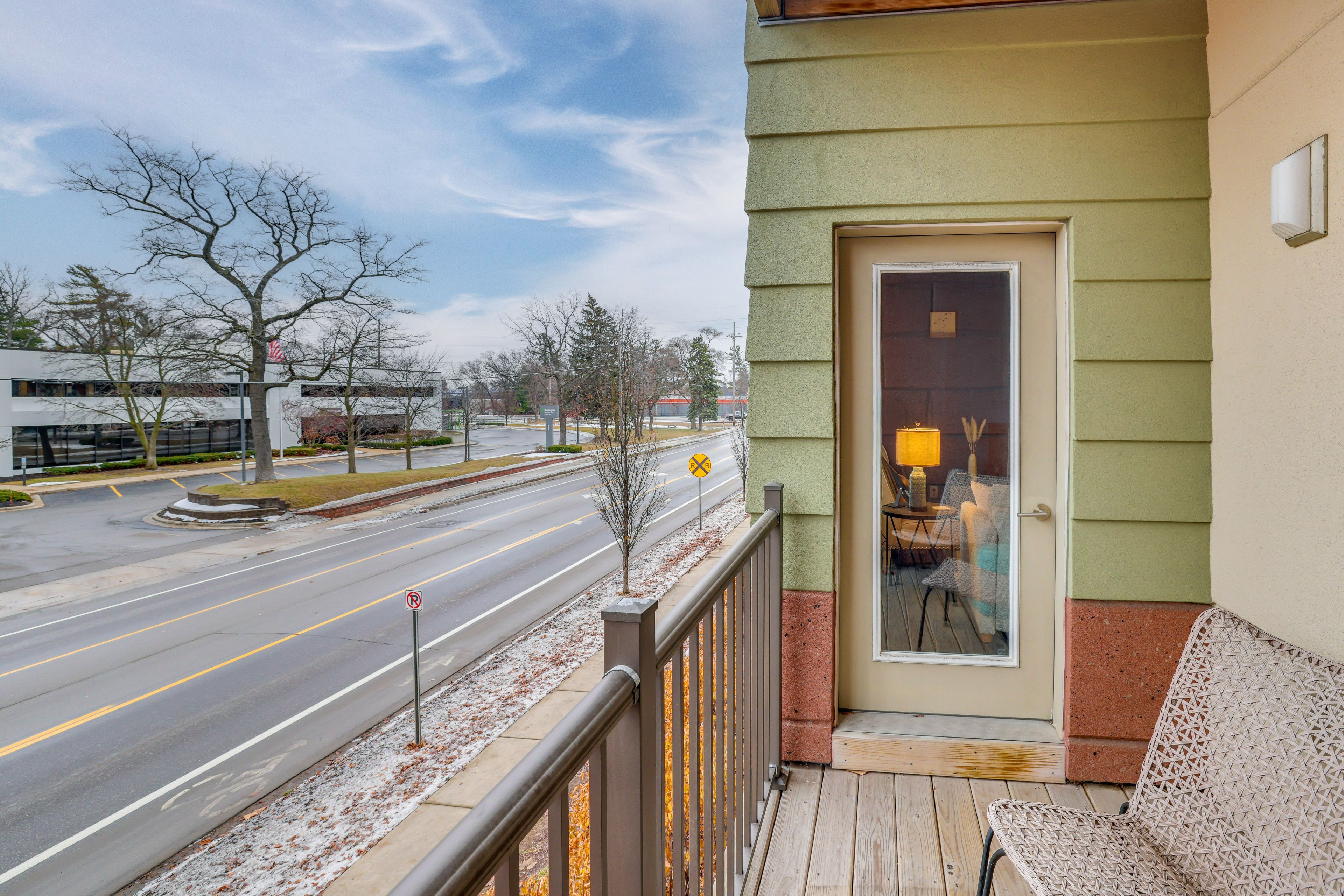 Condo Exterior | Furnished Balcony