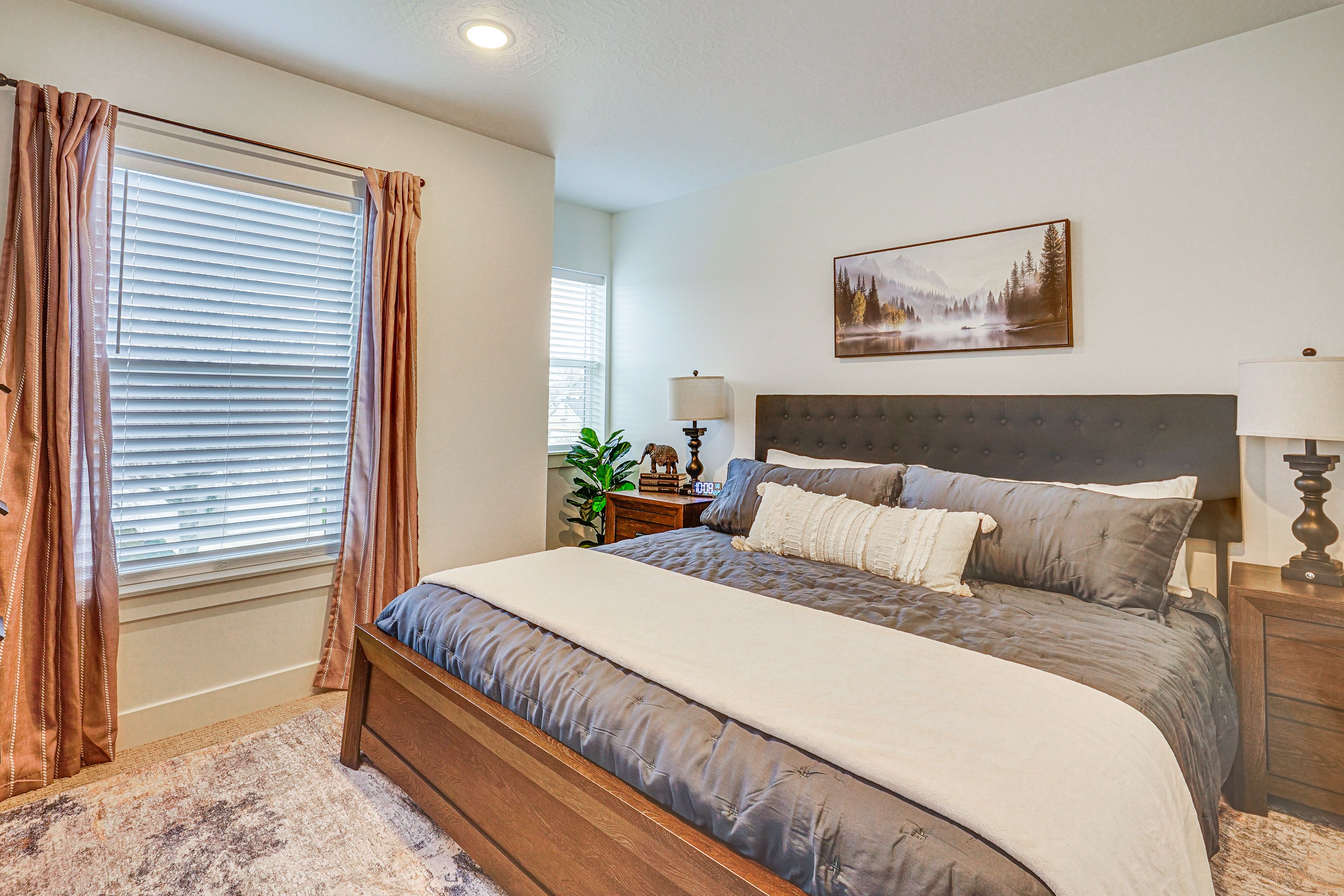 Bedroom 2 | 2nd Floor | King Bed