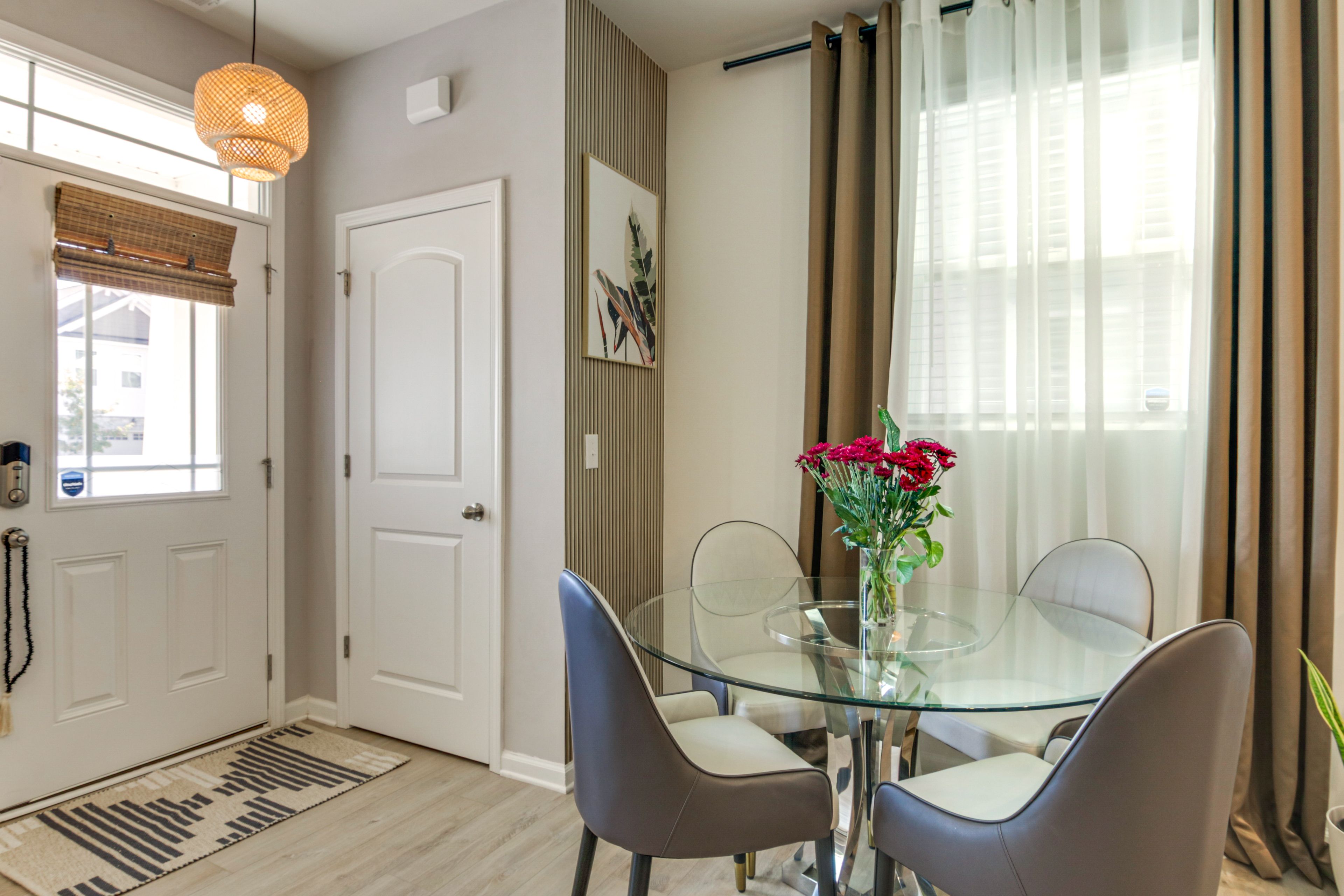 Dining Area | 1st Floor