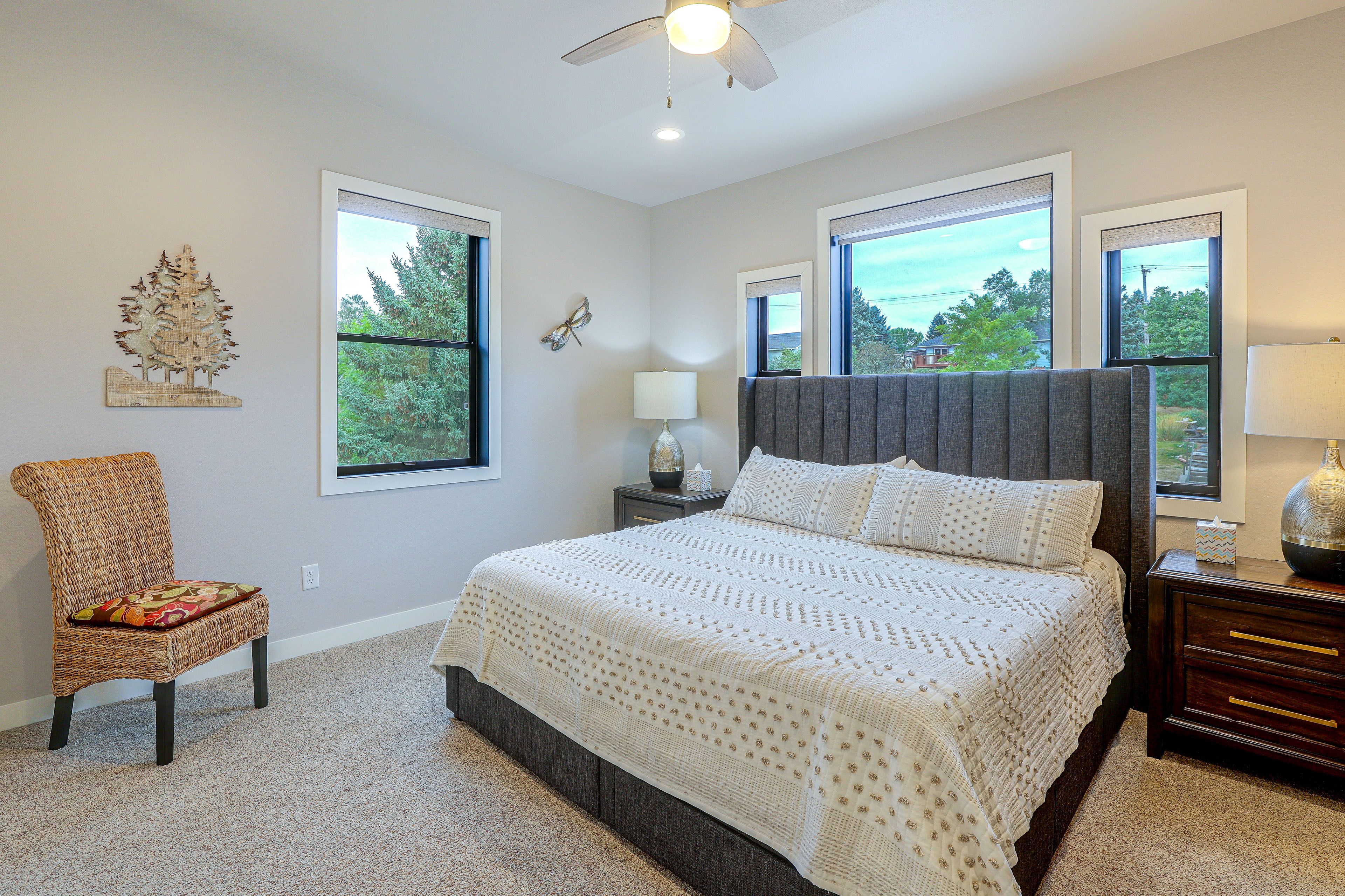 Bedroom | King Bed | 2nd Floor