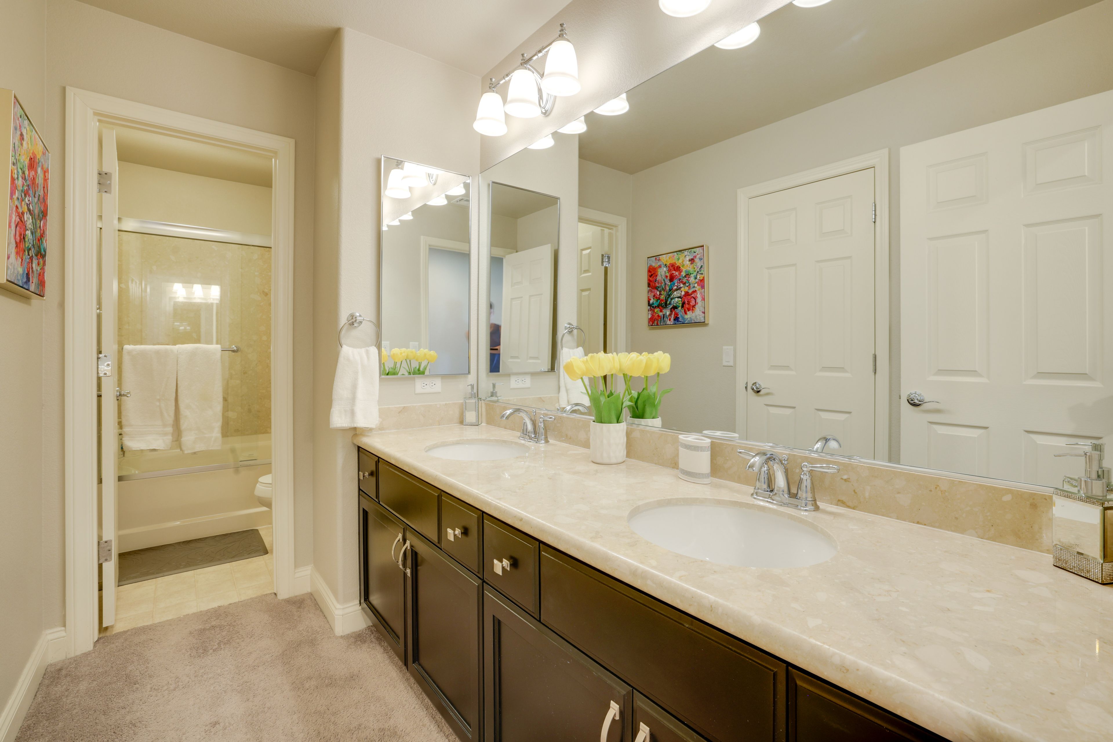 Full Bathroom | 2nd Floor