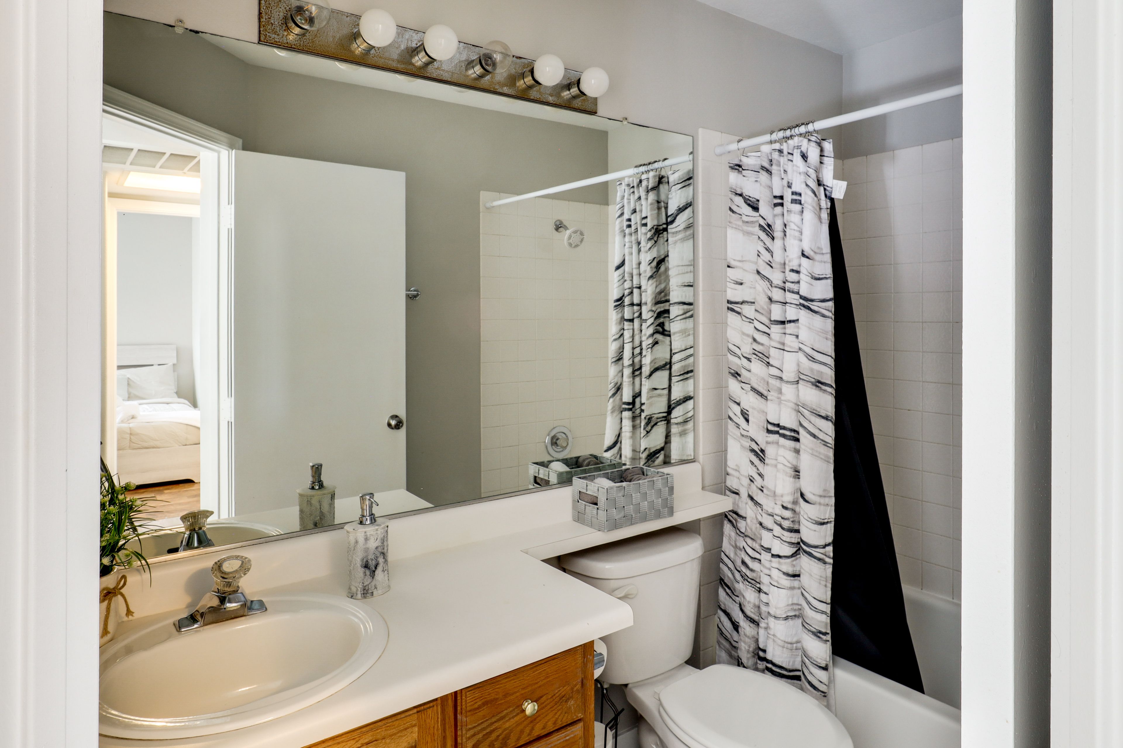 Bathroom | Towels Provided | 2nd Floor